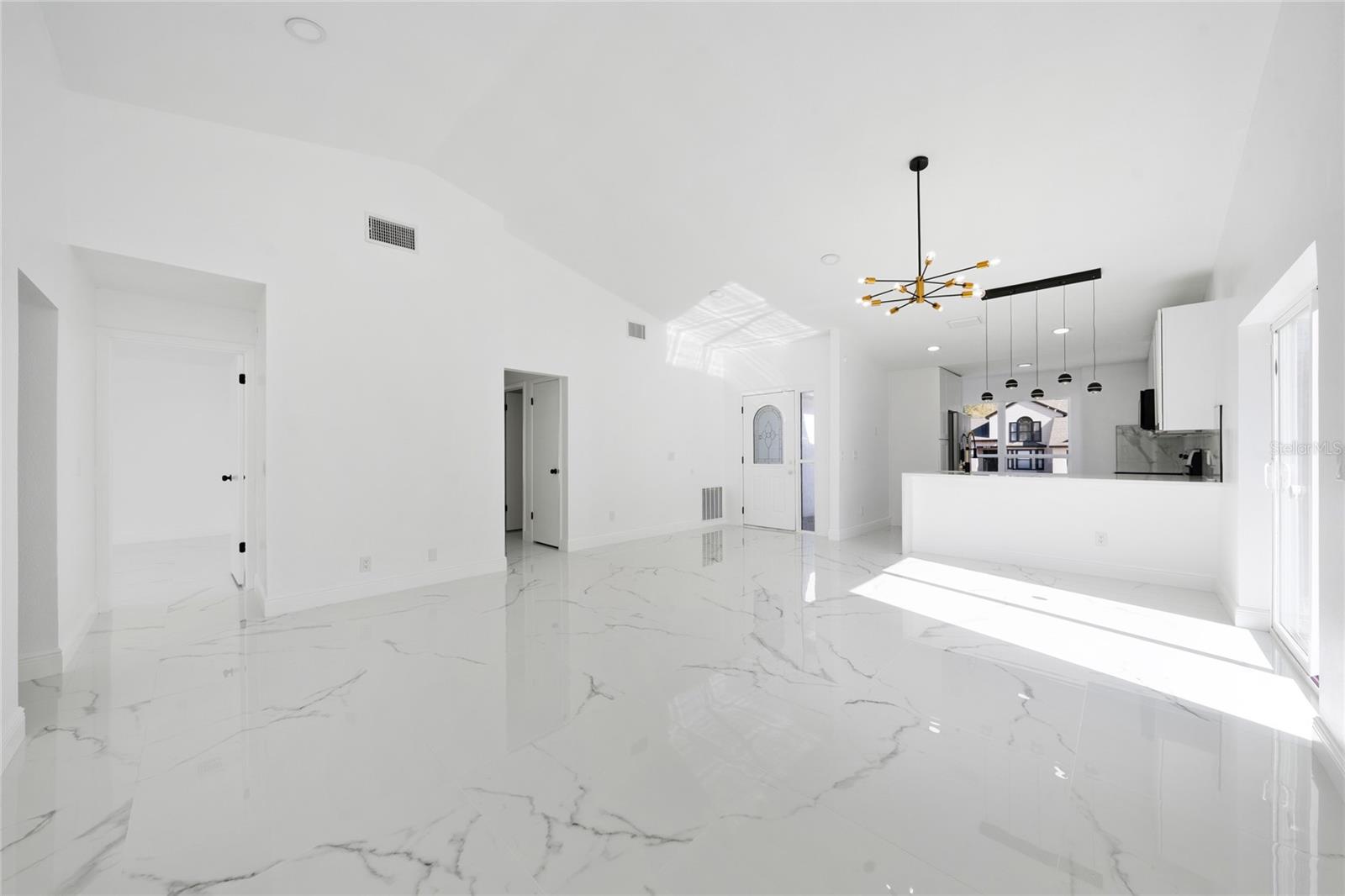 Image 10 of 28 For 5670 Breckenridge Circle