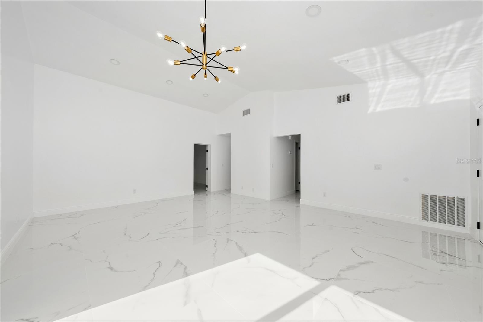 Image 11 of 28 For 5670 Breckenridge Circle