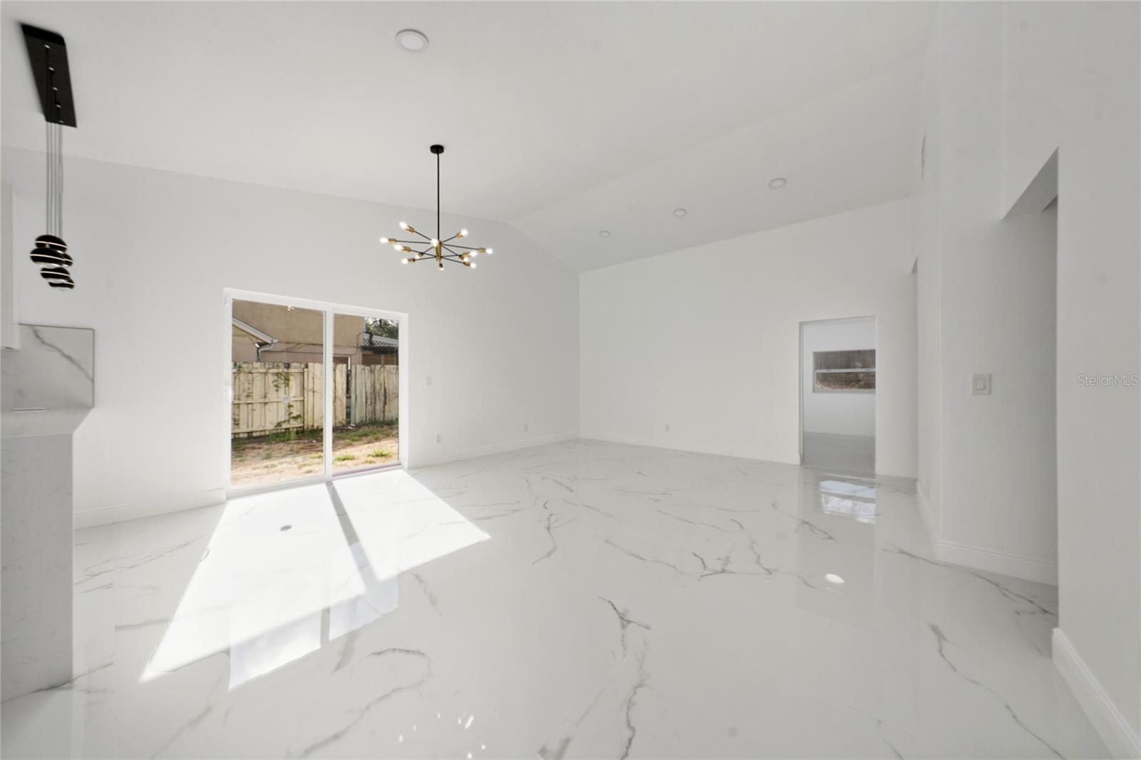 Image 12 of 28 For 5670 Breckenridge Circle