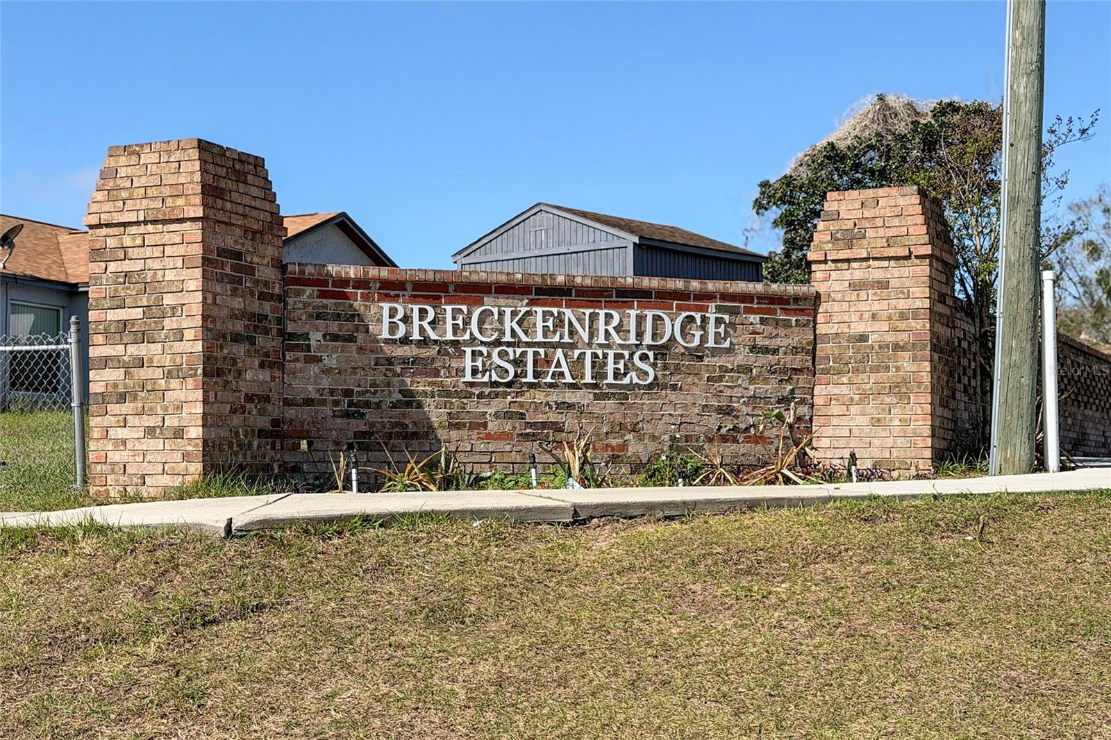 Image 3 of 28 For 5670 Breckenridge Circle