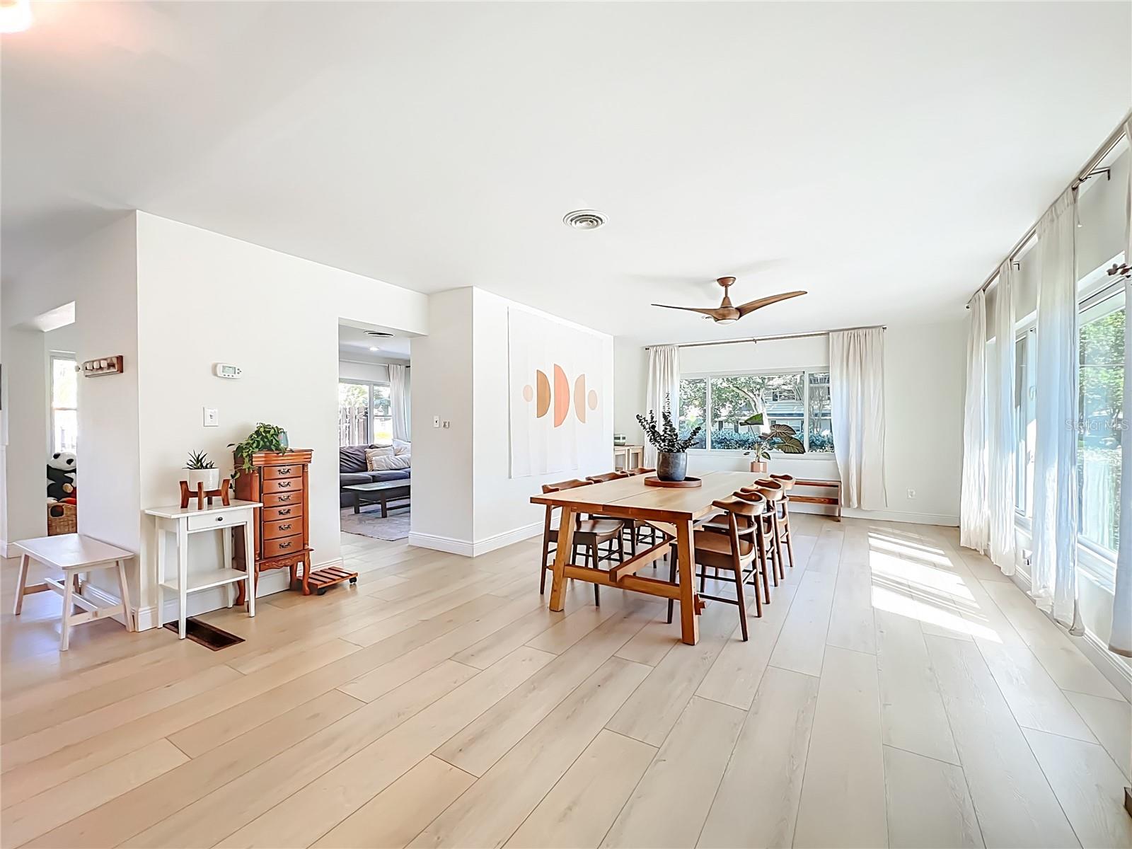 Image 3 of 60 For 535 Pawnee Trail