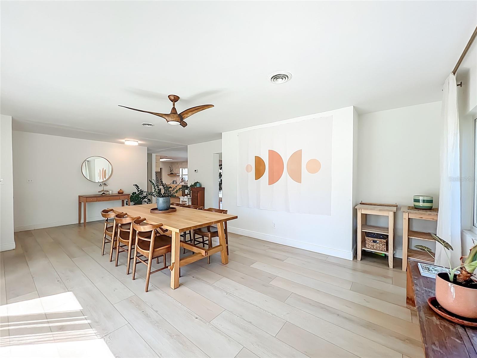 Image 7 of 60 For 535 Pawnee Trail