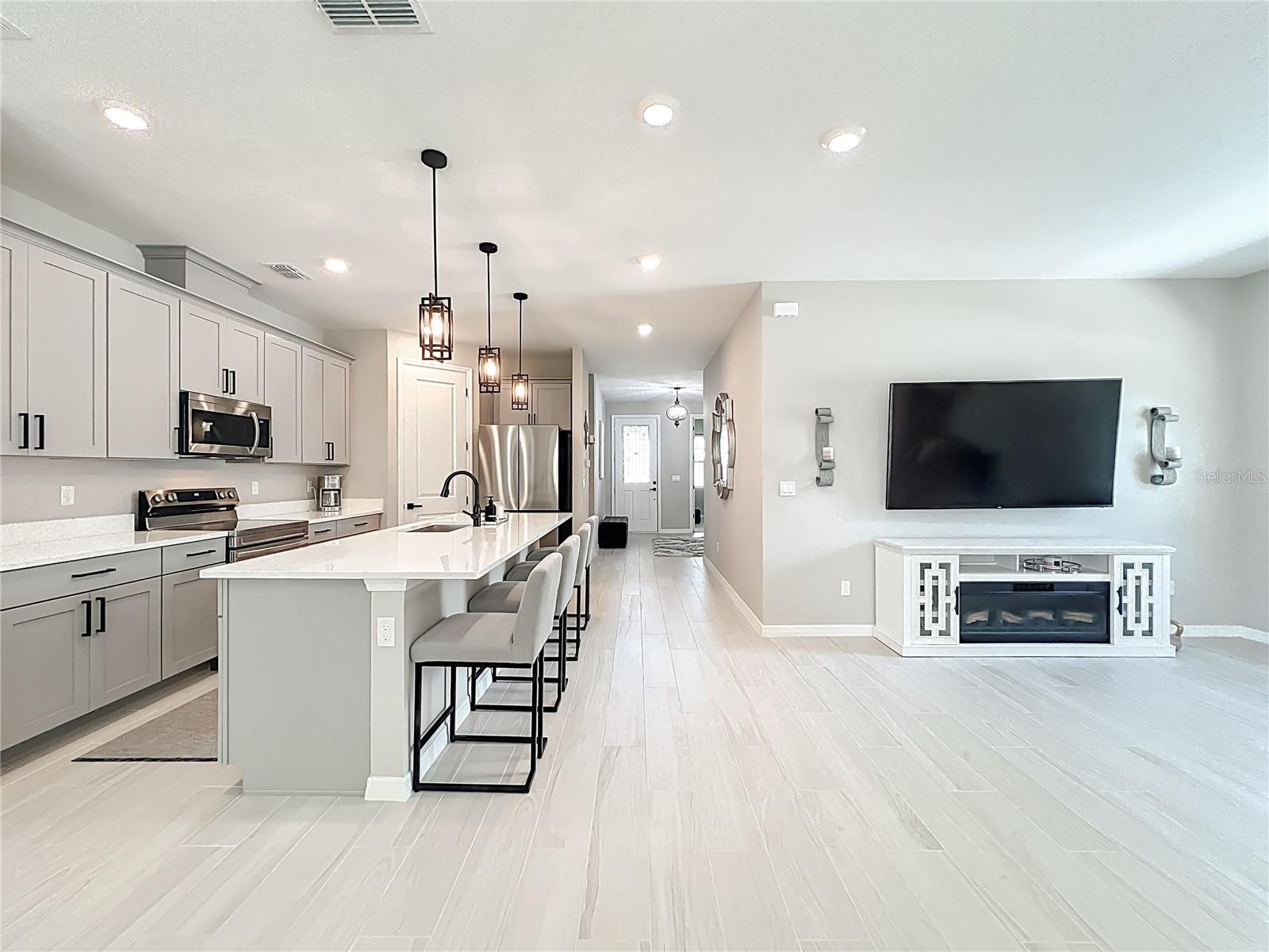 Image 18 of 76 For 2174 Gold Dust Drive