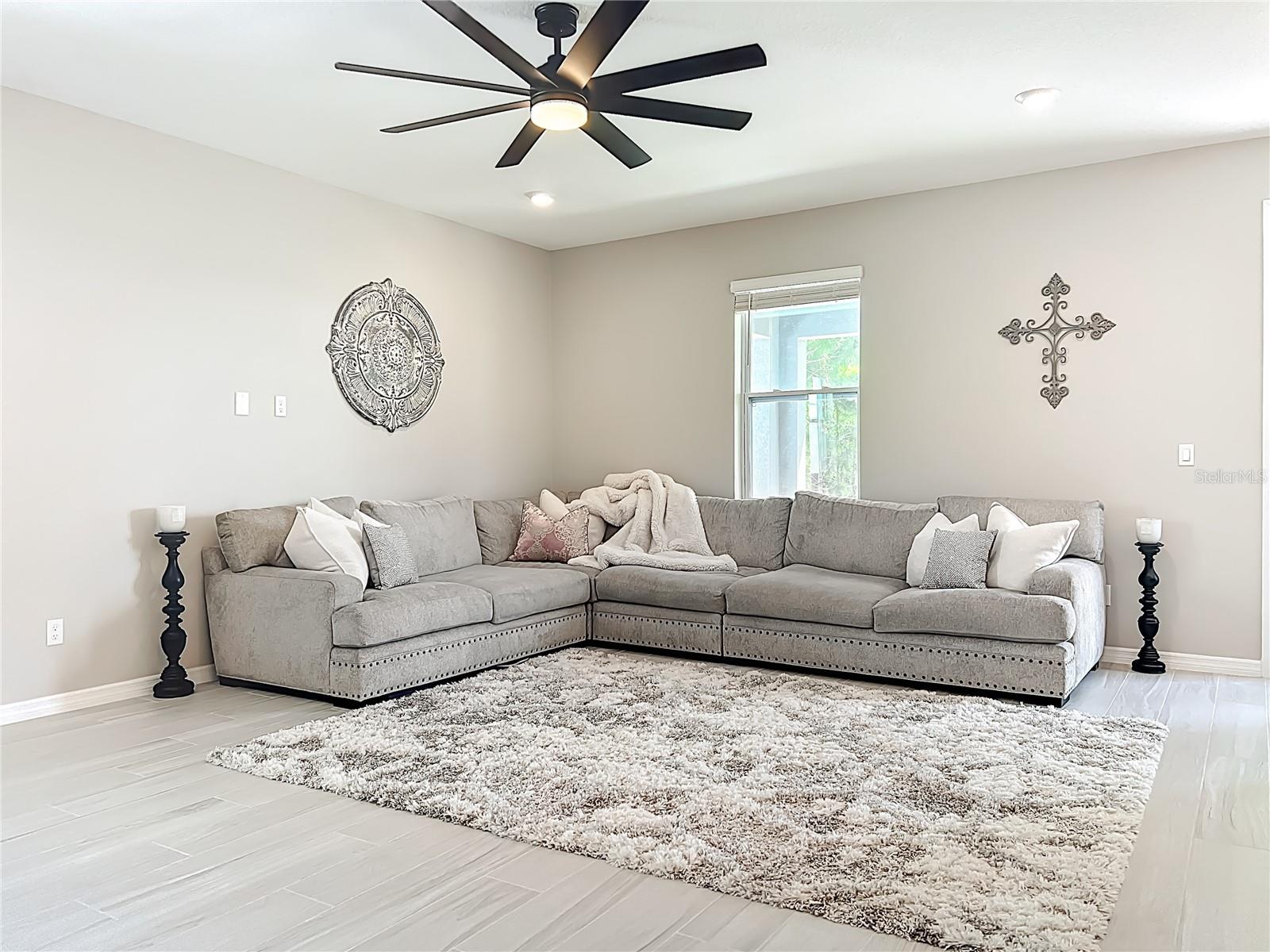 Image 22 of 76 For 2174 Gold Dust Drive