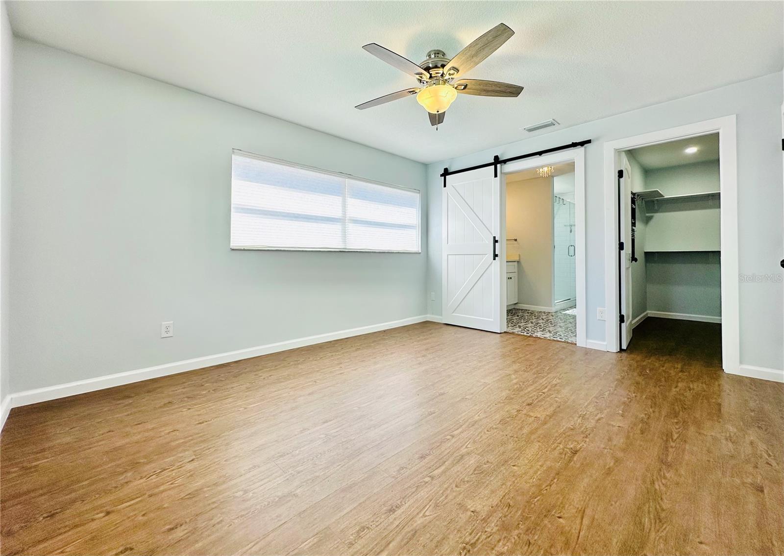 Image 26 of 38 For 391 Floral Drive