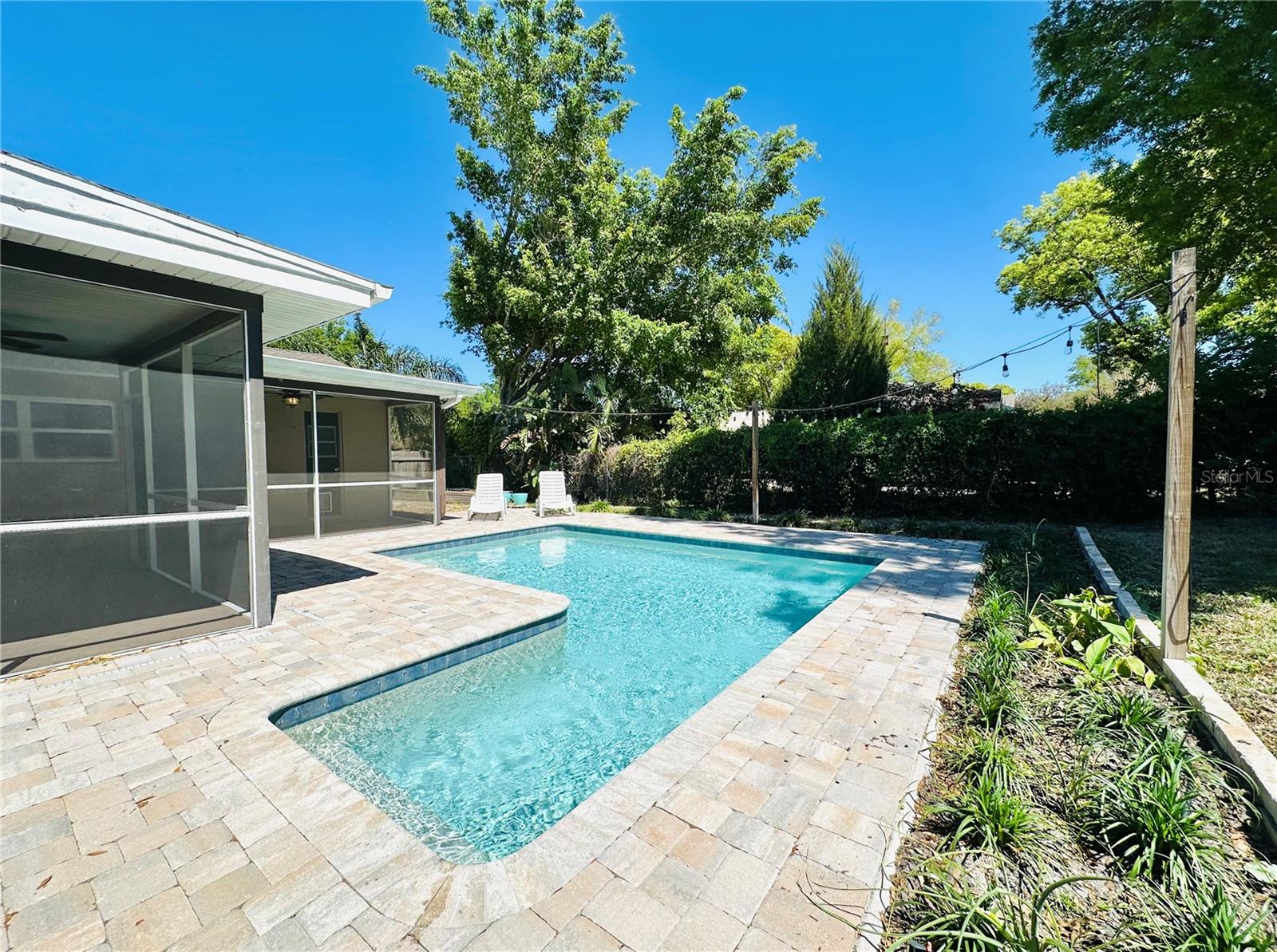 Image 36 of 38 For 391 Floral Drive