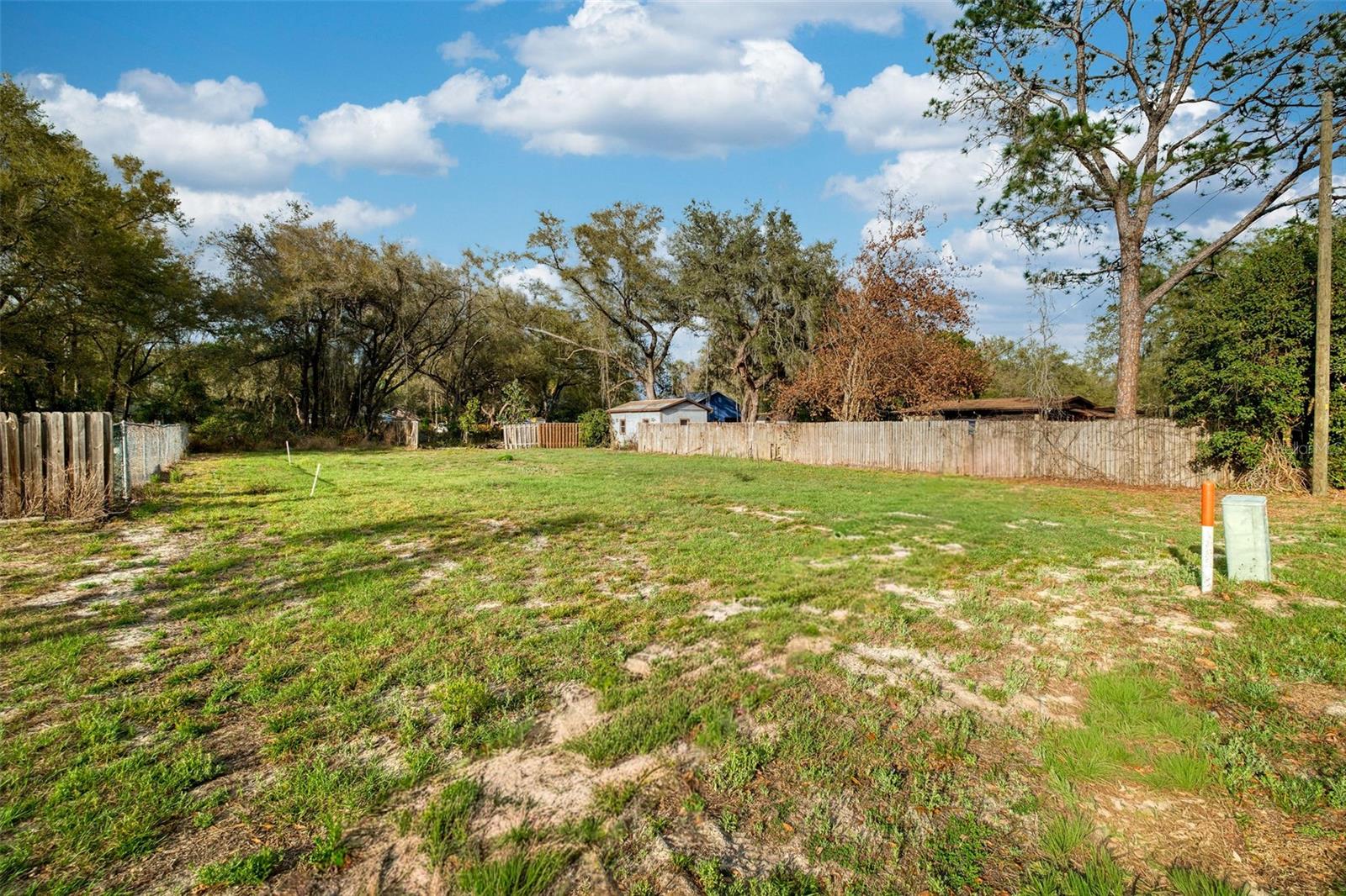 Image 10 of 14 For Lake Griffin Road