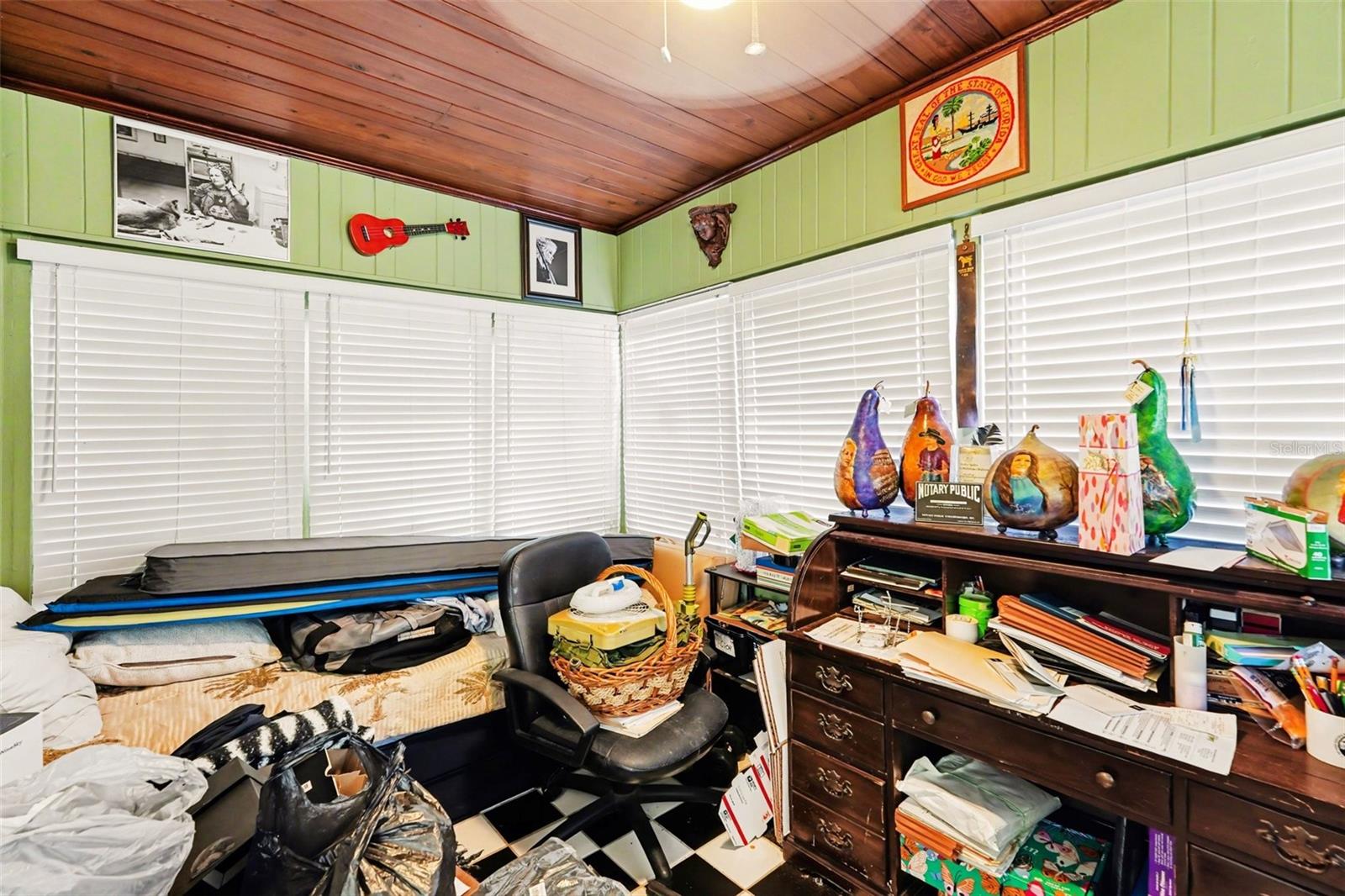 Image 12 of 28 For 1228 15th Street N