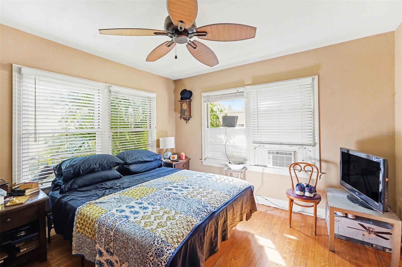 Image 6 of 28 For 1228 15th Street N