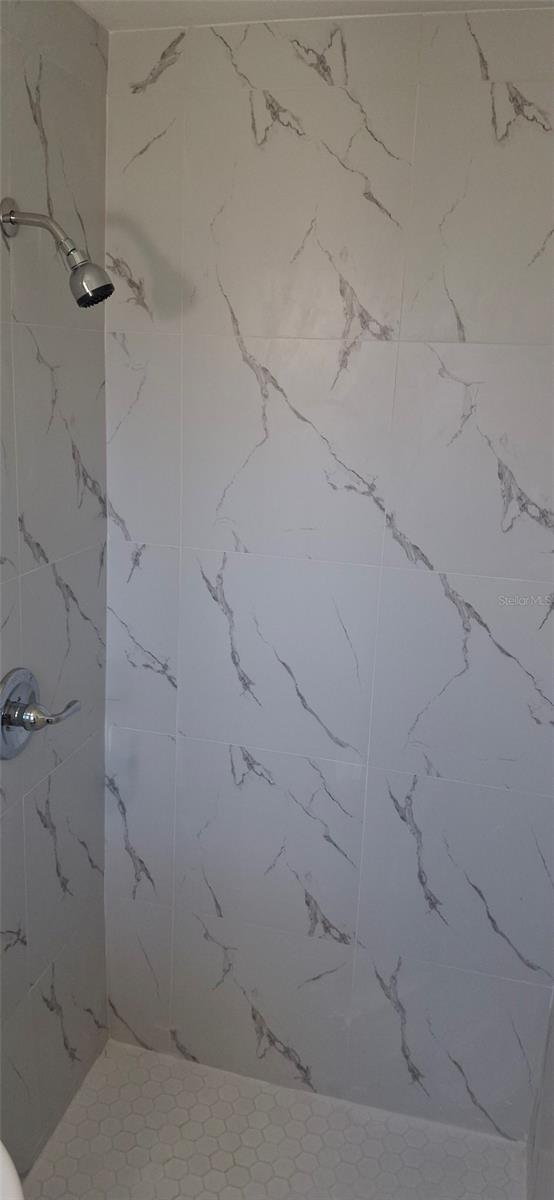 Image 10 of 22 For 2028 Sabal Palm Drive