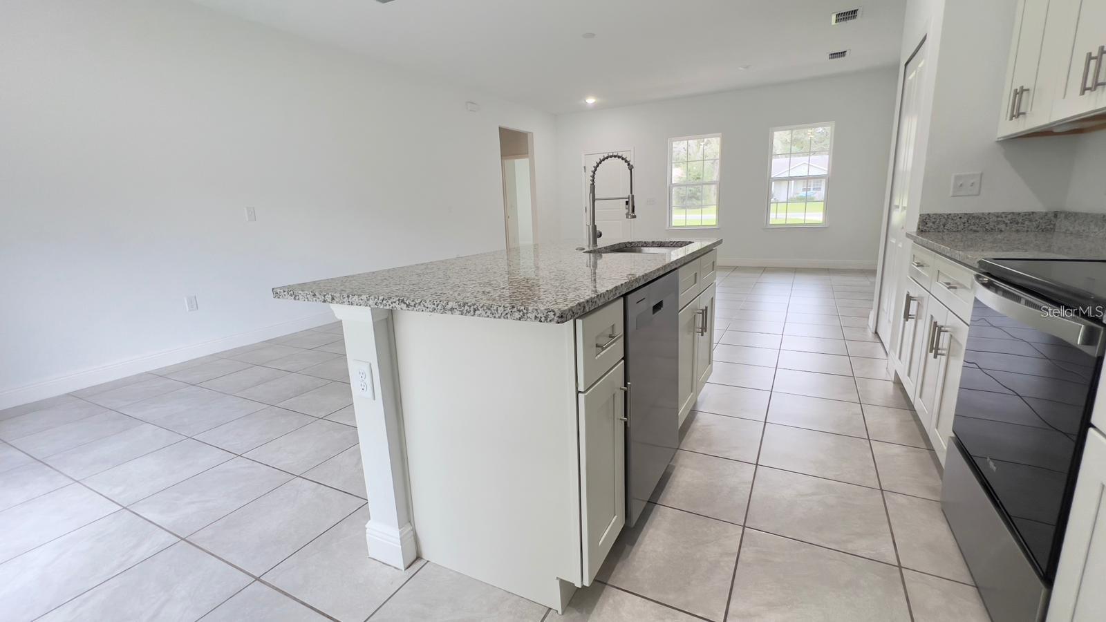 Image 10 of 26 For 799 Country Club Boulevard