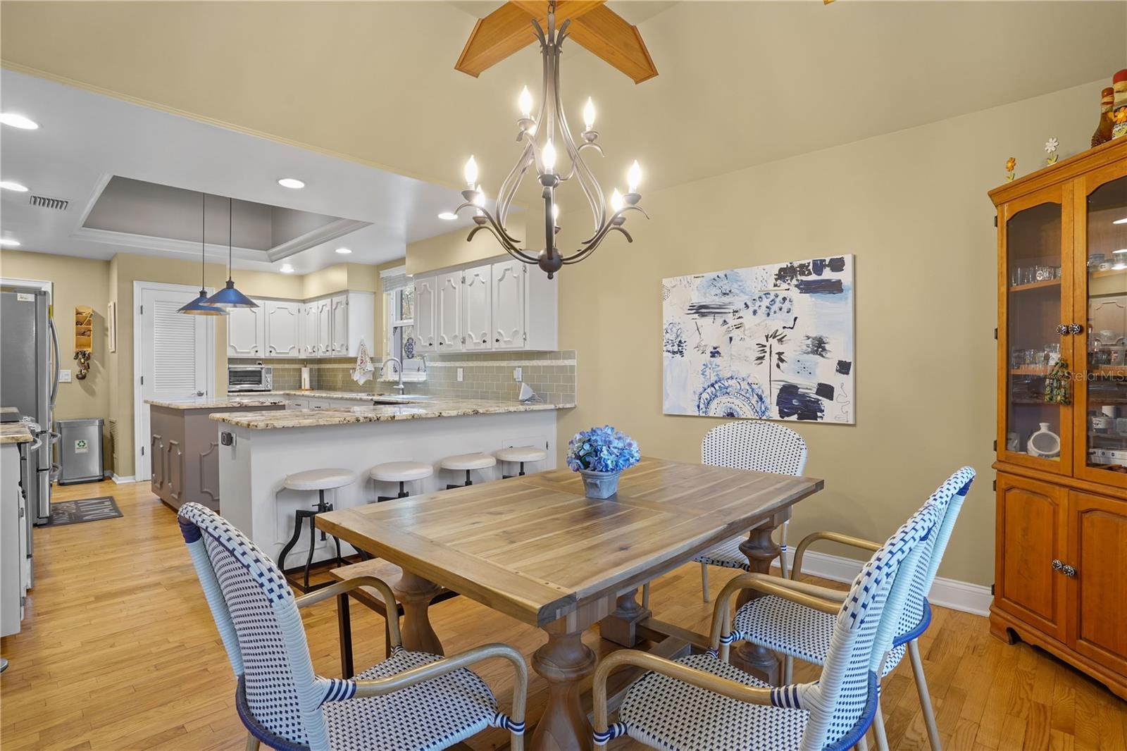 Image 22 of 57 For 214 Thistlewood Circle