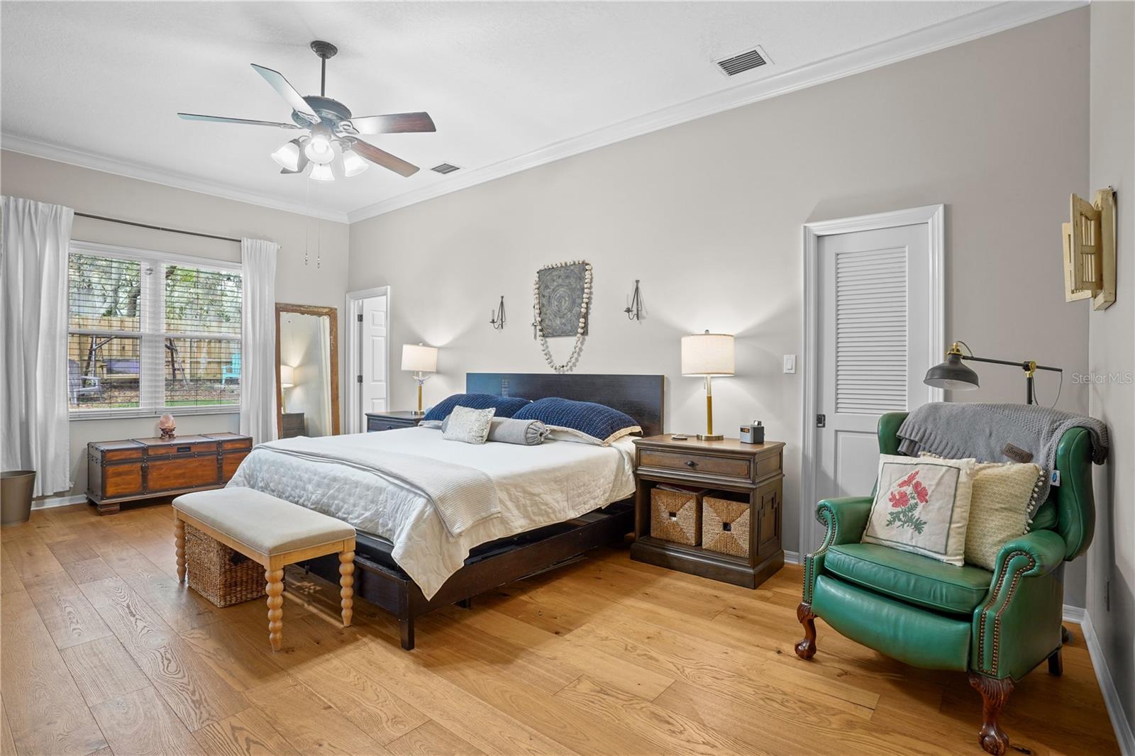 Image 28 of 57 For 214 Thistlewood Circle