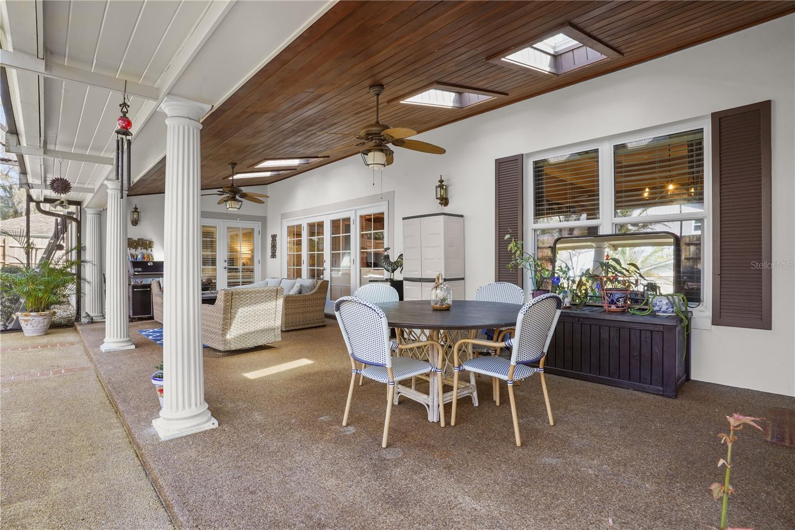 Image 44 of 57 For 214 Thistlewood Circle