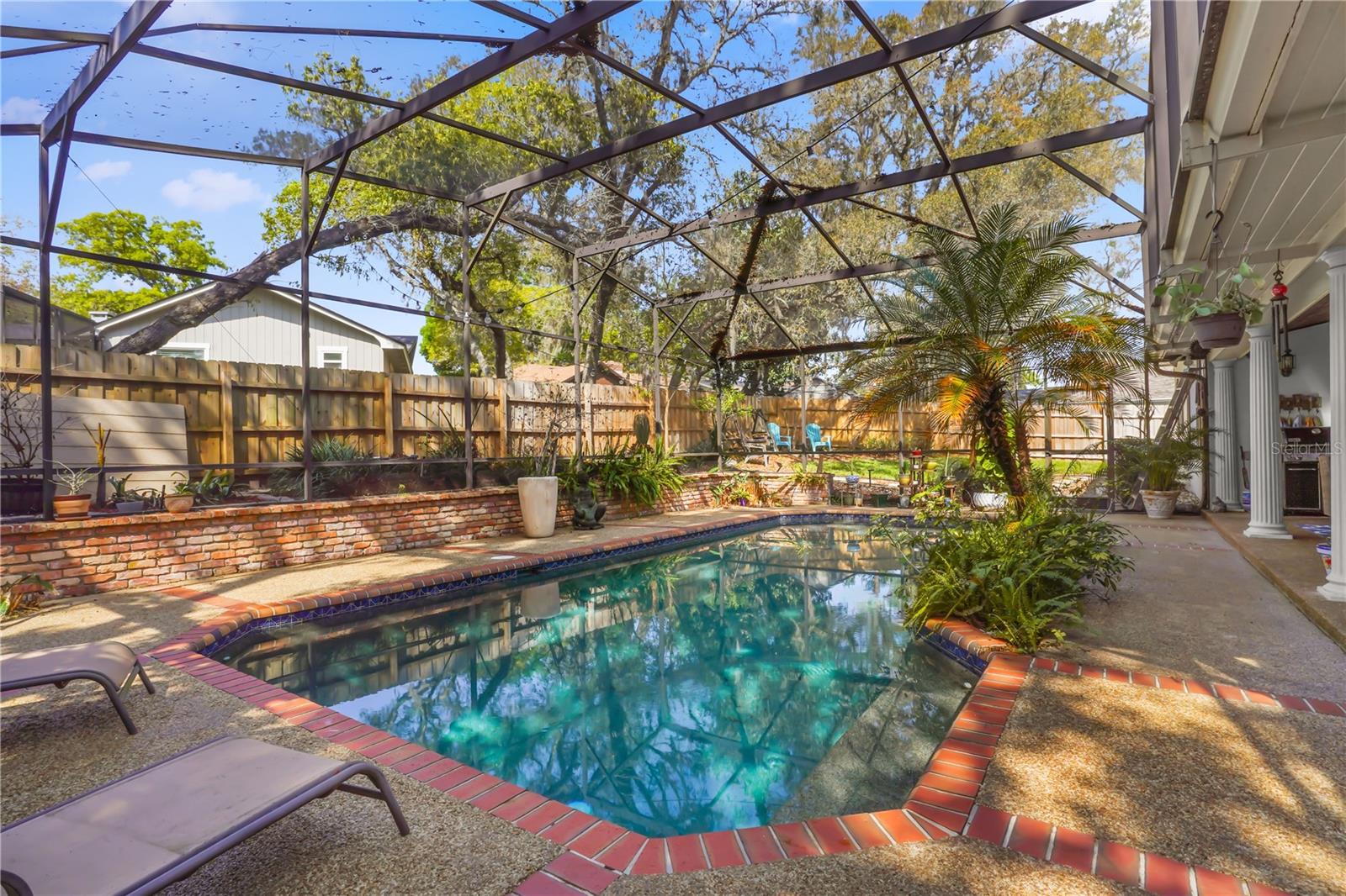 Image 45 of 57 For 214 Thistlewood Circle