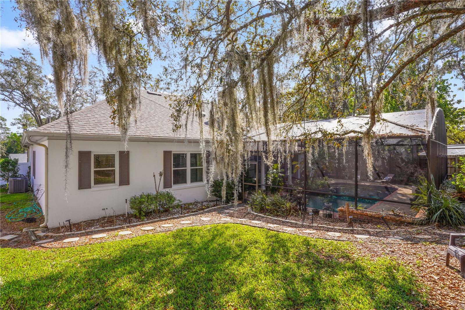 Image 47 of 57 For 214 Thistlewood Circle