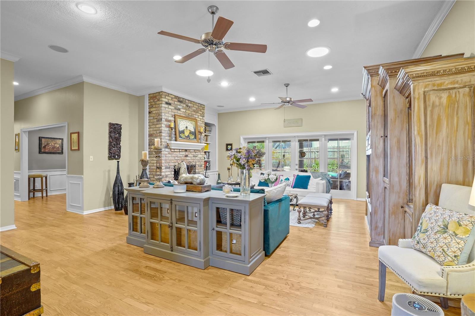 Image 8 of 57 For 214 Thistlewood Circle