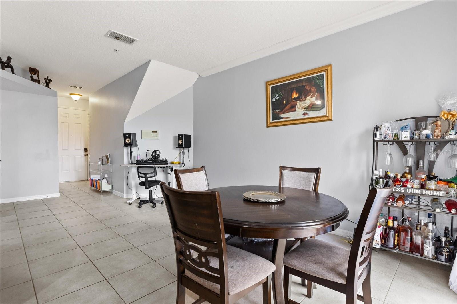 Image 7 of 31 For 662 Fortanini Circle