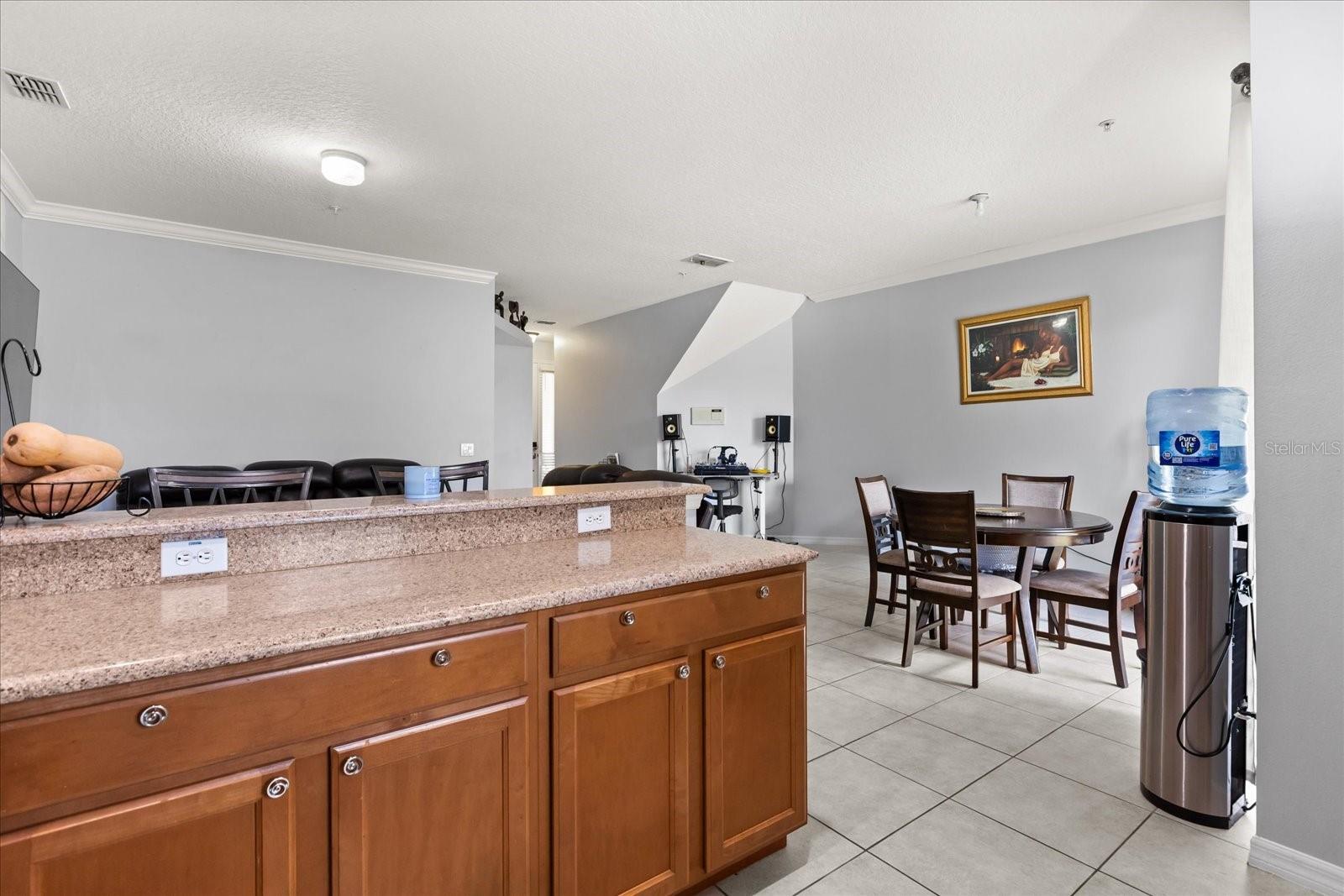 Image 9 of 31 For 662 Fortanini Circle