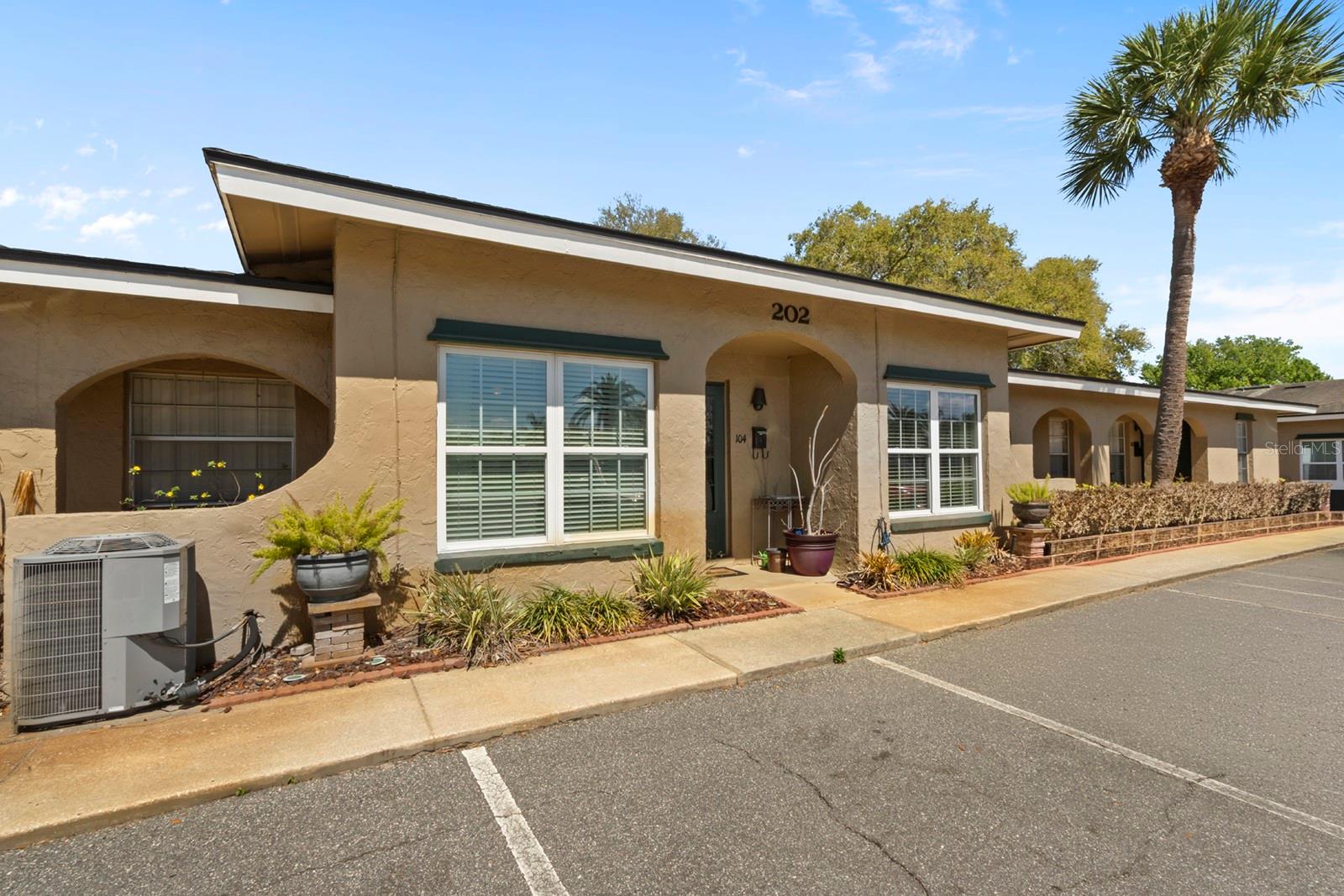 Image 19 of 22 For 202 Esplanade Way E 104