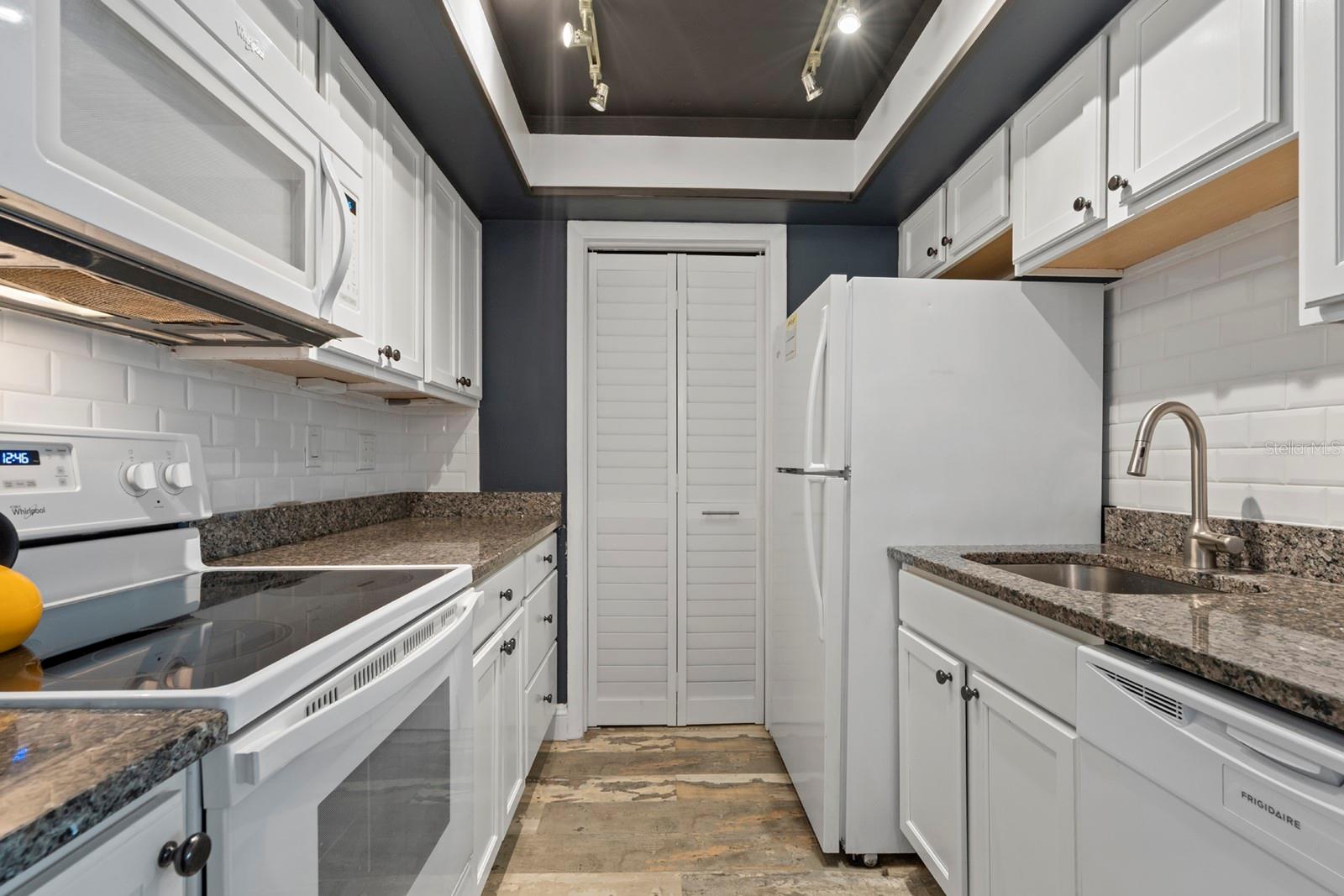 Image 2 of 22 For 202 Esplanade Way E 104