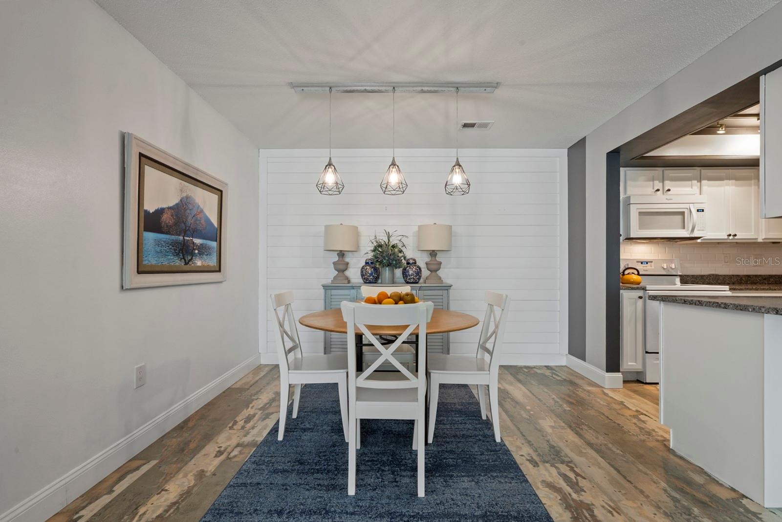 Image 6 of 22 For 202 Esplanade Way E 104