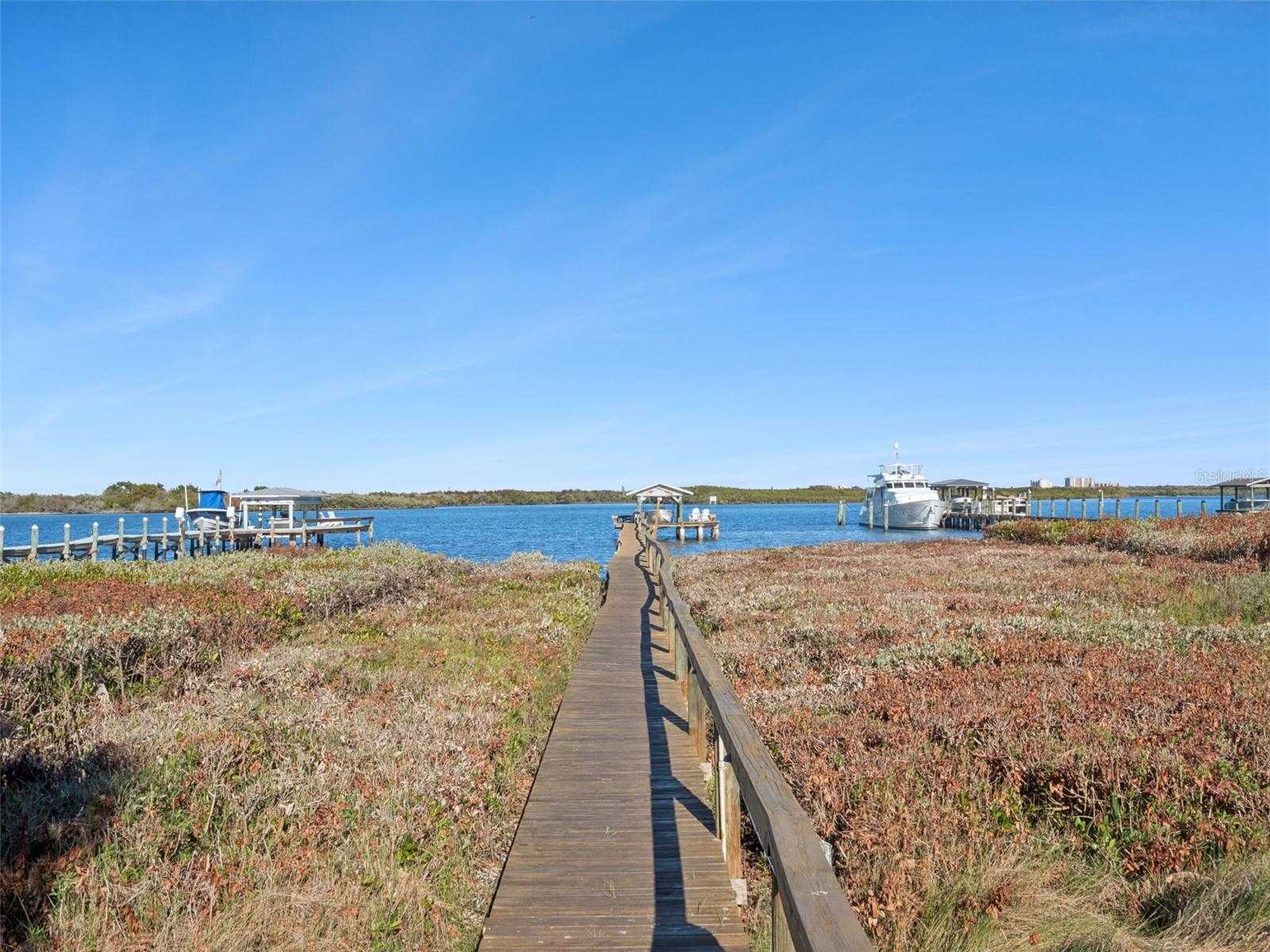 Image 14 of 41 For 1703 Riverside Drive