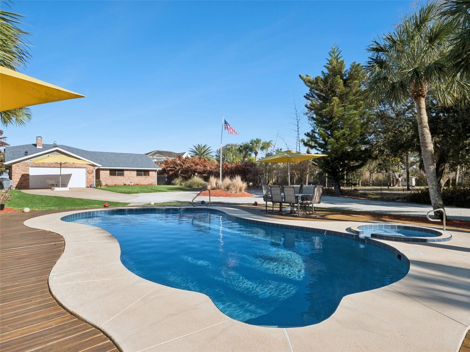 Image 21 of 41 For 1703 Riverside Drive