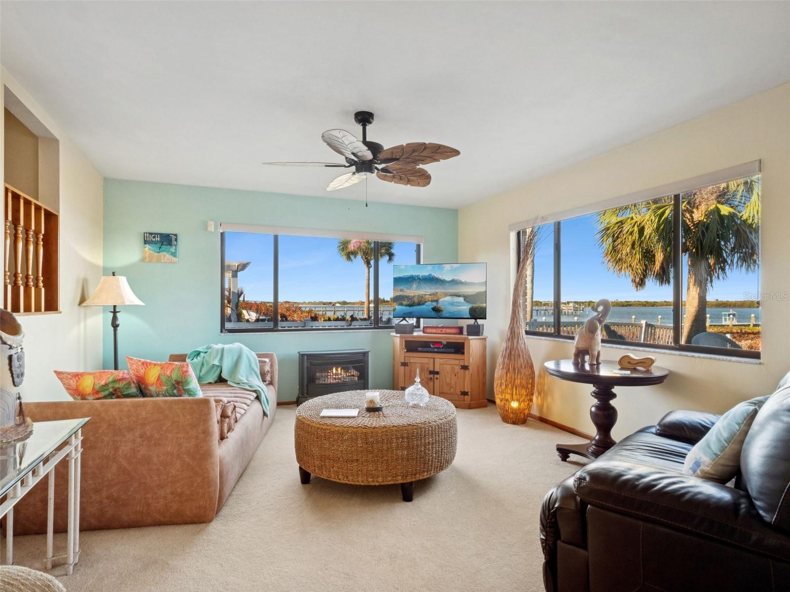 Image 32 of 41 For 1703 Riverside Drive