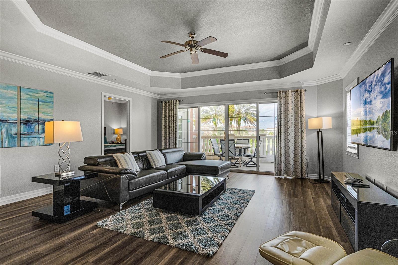 Image 3 of 26 For 1102 Sunset View Circle 204