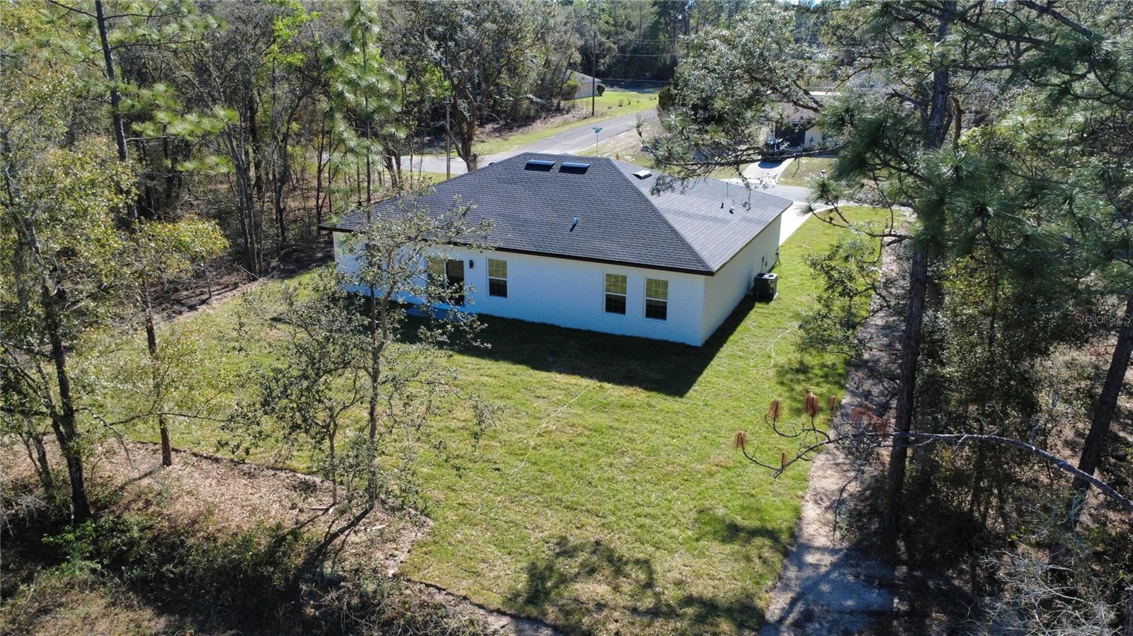 Image 8 of 34 For 9495 Sandree Drive