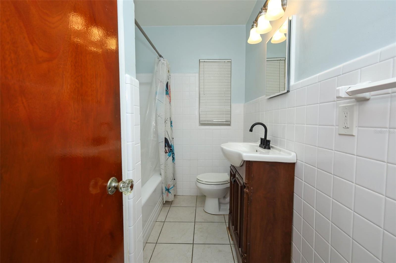 Image 23 of 37 For 2609 Homer Circle