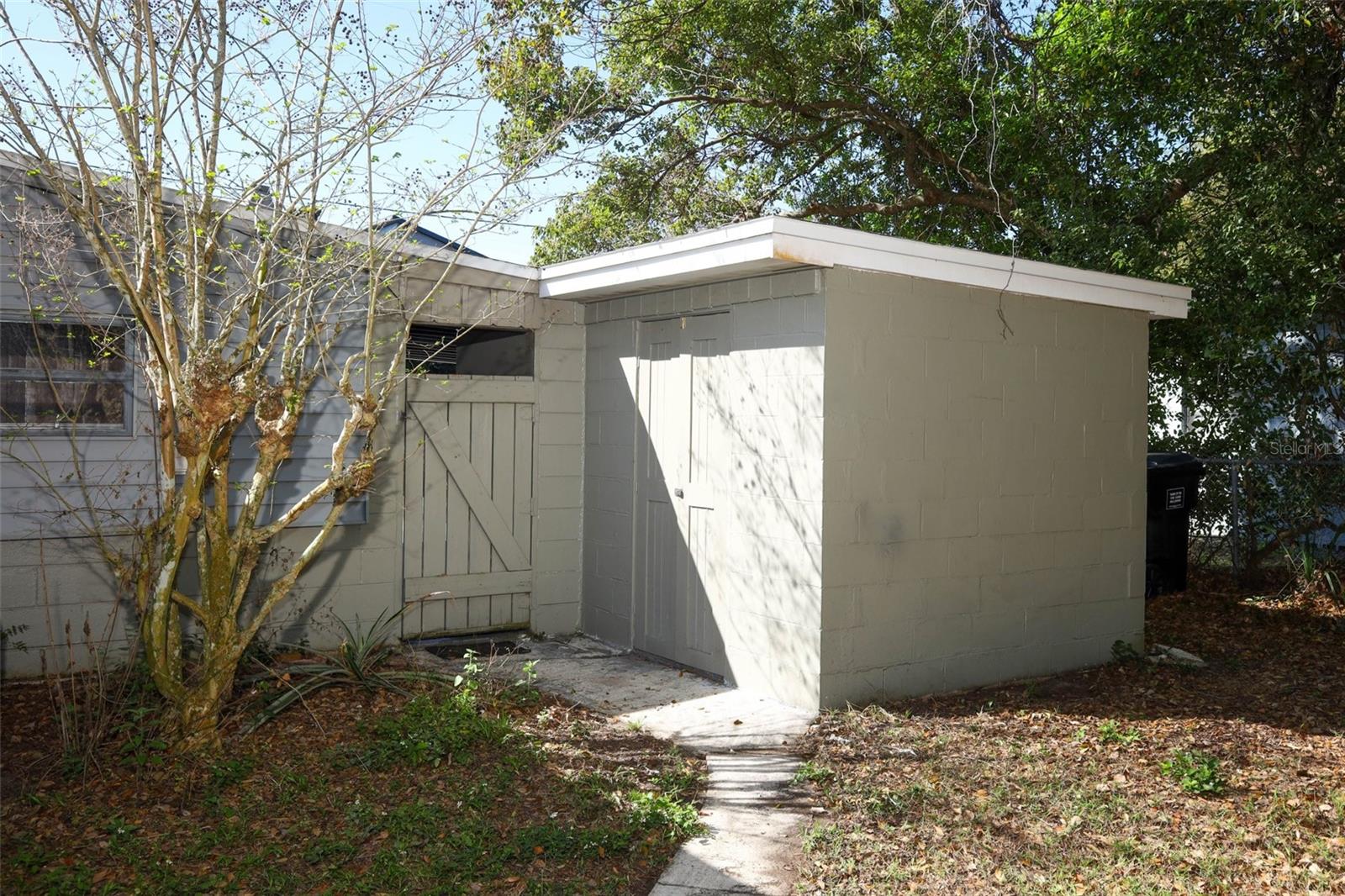 Image 30 of 37 For 2609 Homer Circle