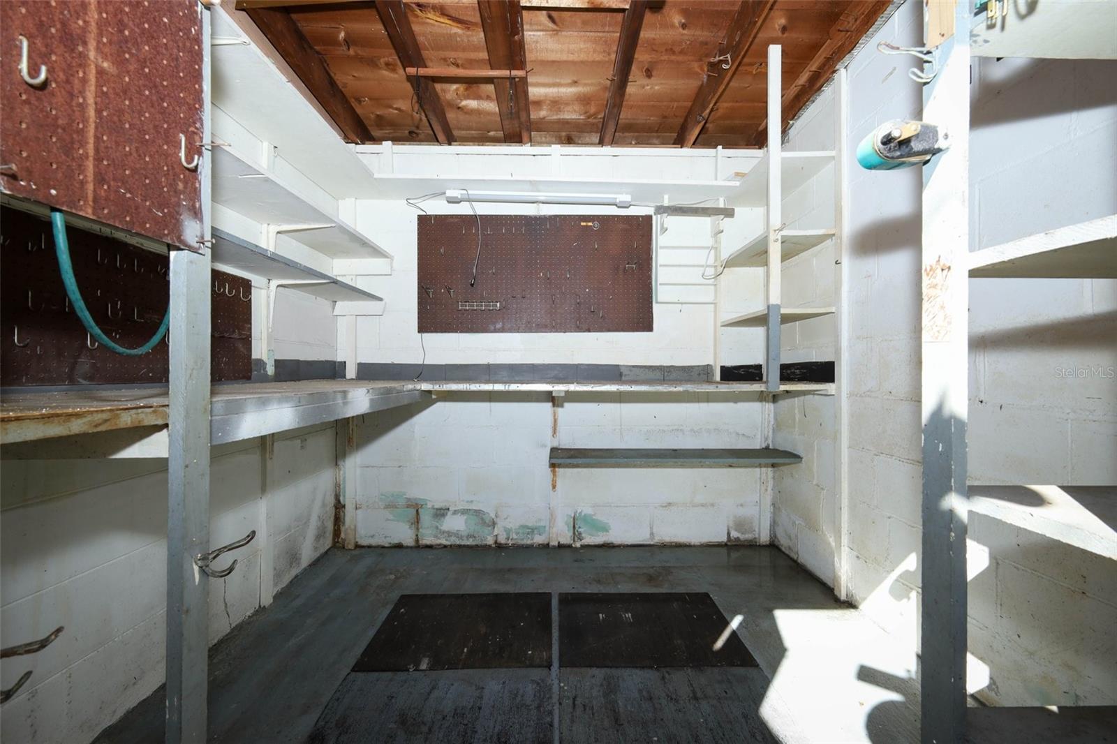 Image 31 of 37 For 2609 Homer Circle