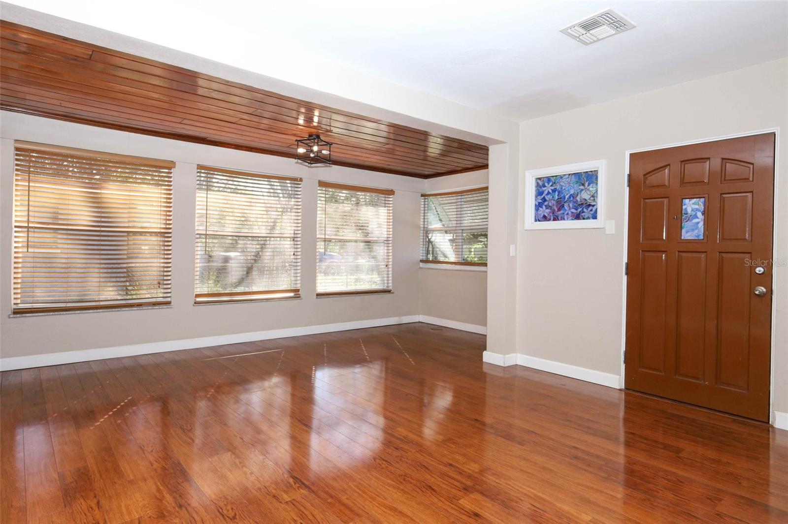 Image 4 of 37 For 2609 Homer Circle