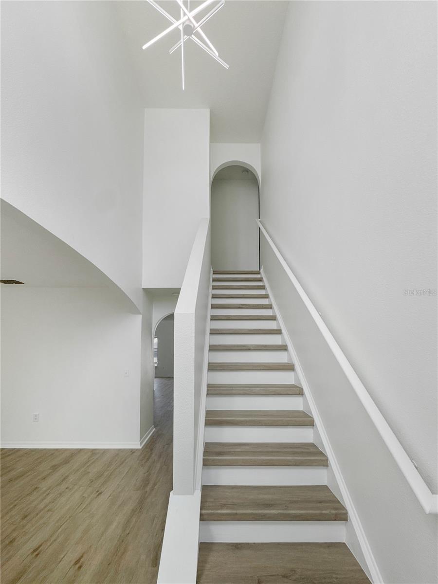 Image 15 of 33 For 2109 Aitkin Loop