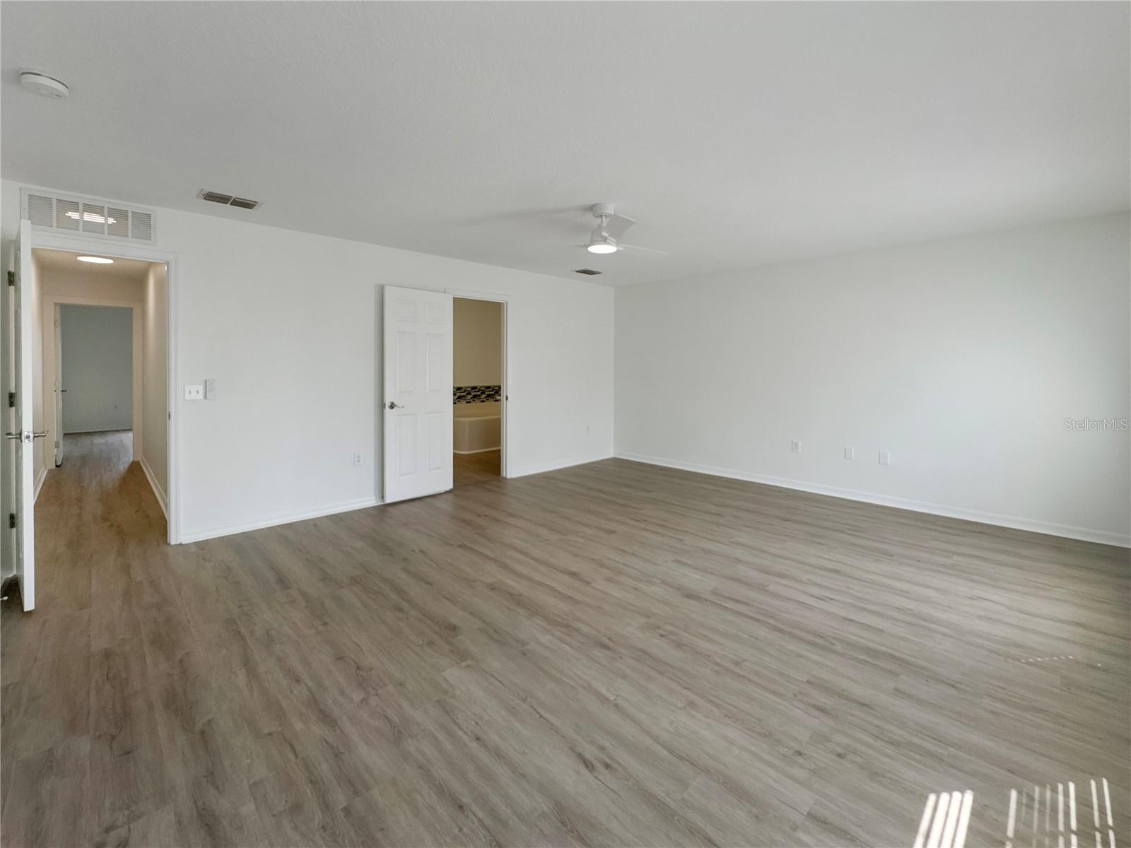 Image 16 of 33 For 2109 Aitkin Loop