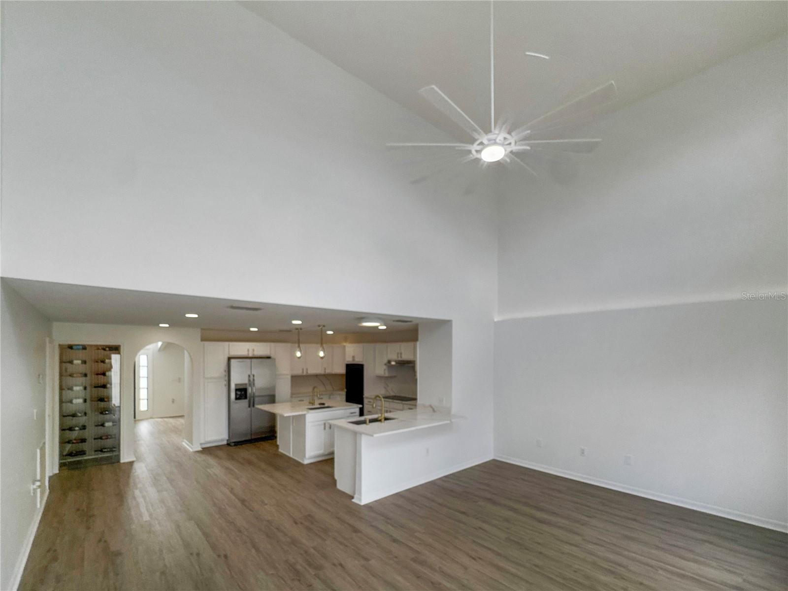 Image 7 of 33 For 2109 Aitkin Loop