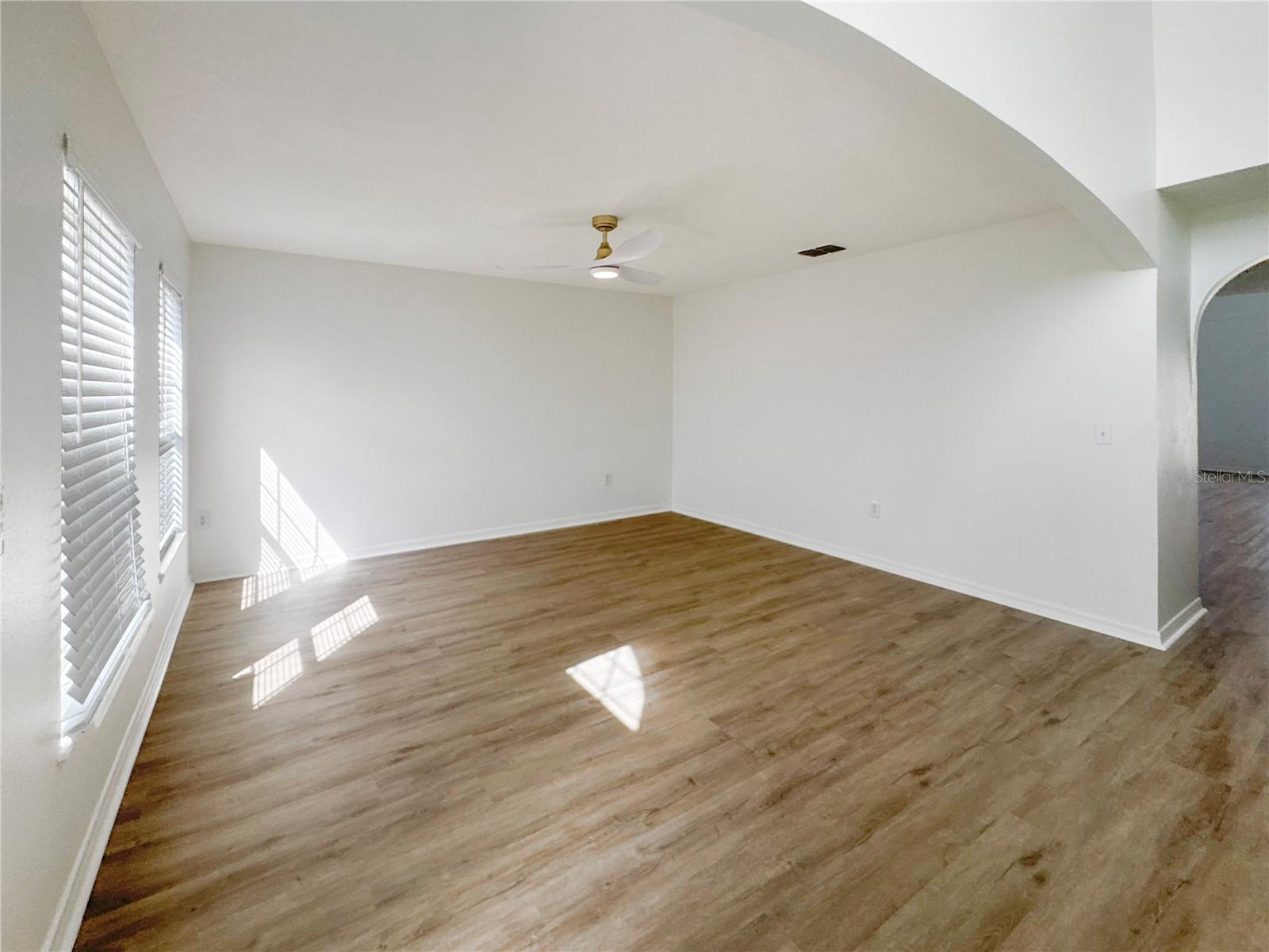 Image 9 of 33 For 2109 Aitkin Loop