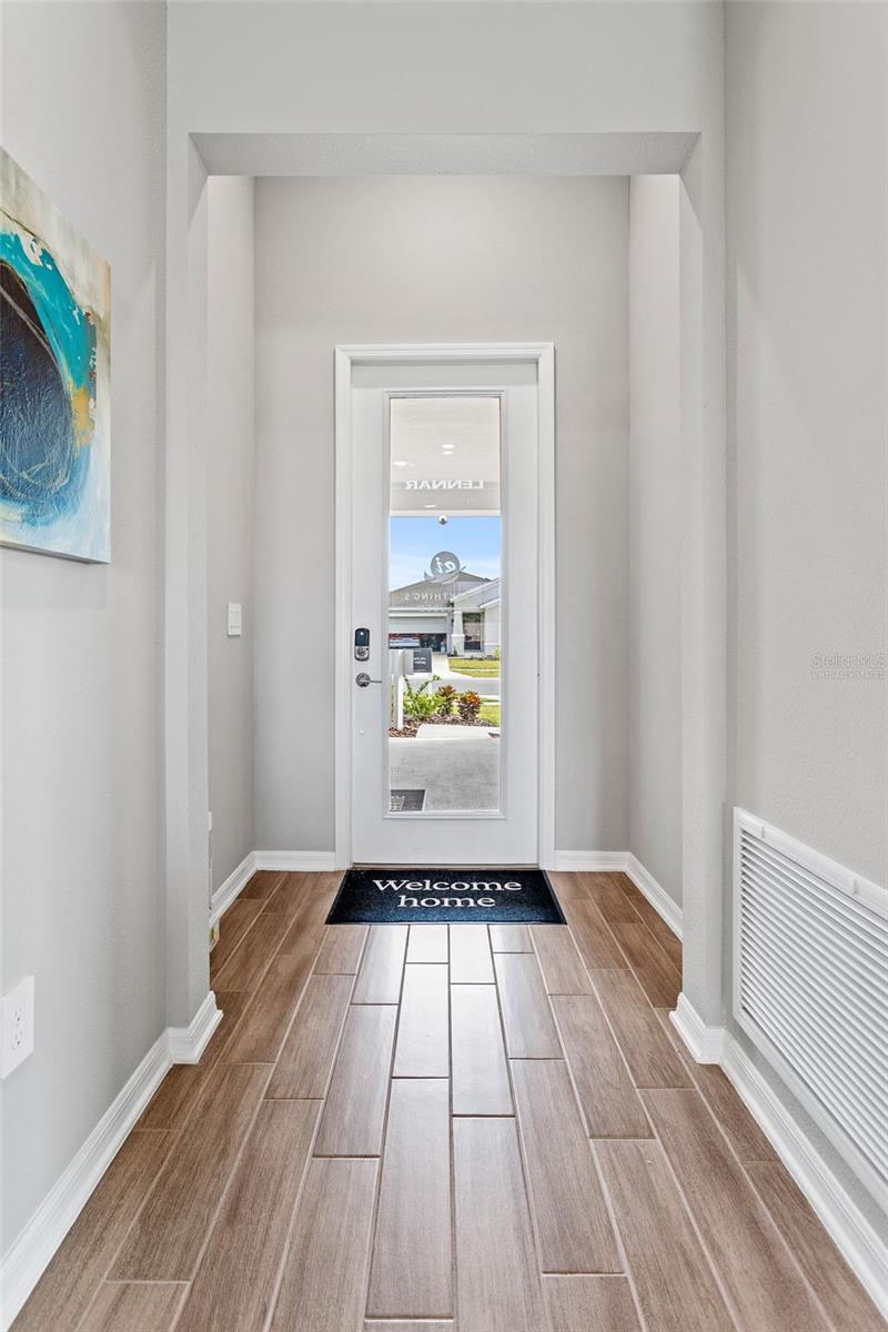 Image 13 of 29 For 5601 Nina Way