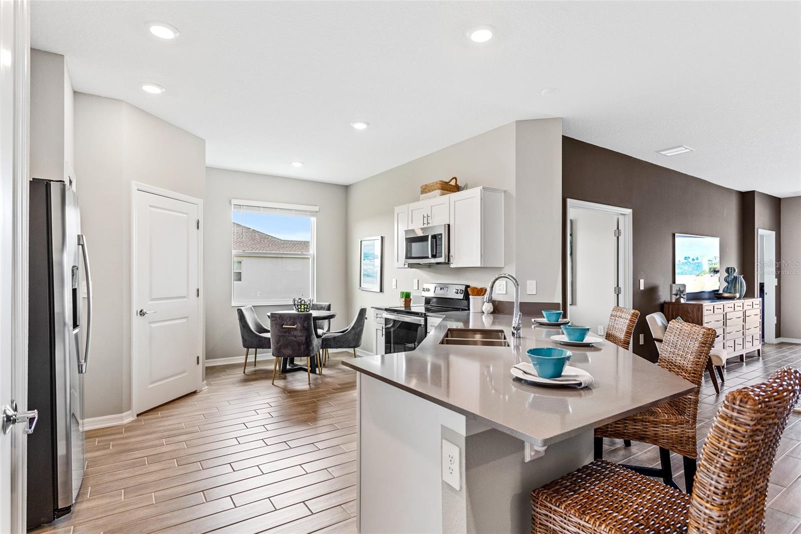 Image 4 of 29 For 5601 Nina Way