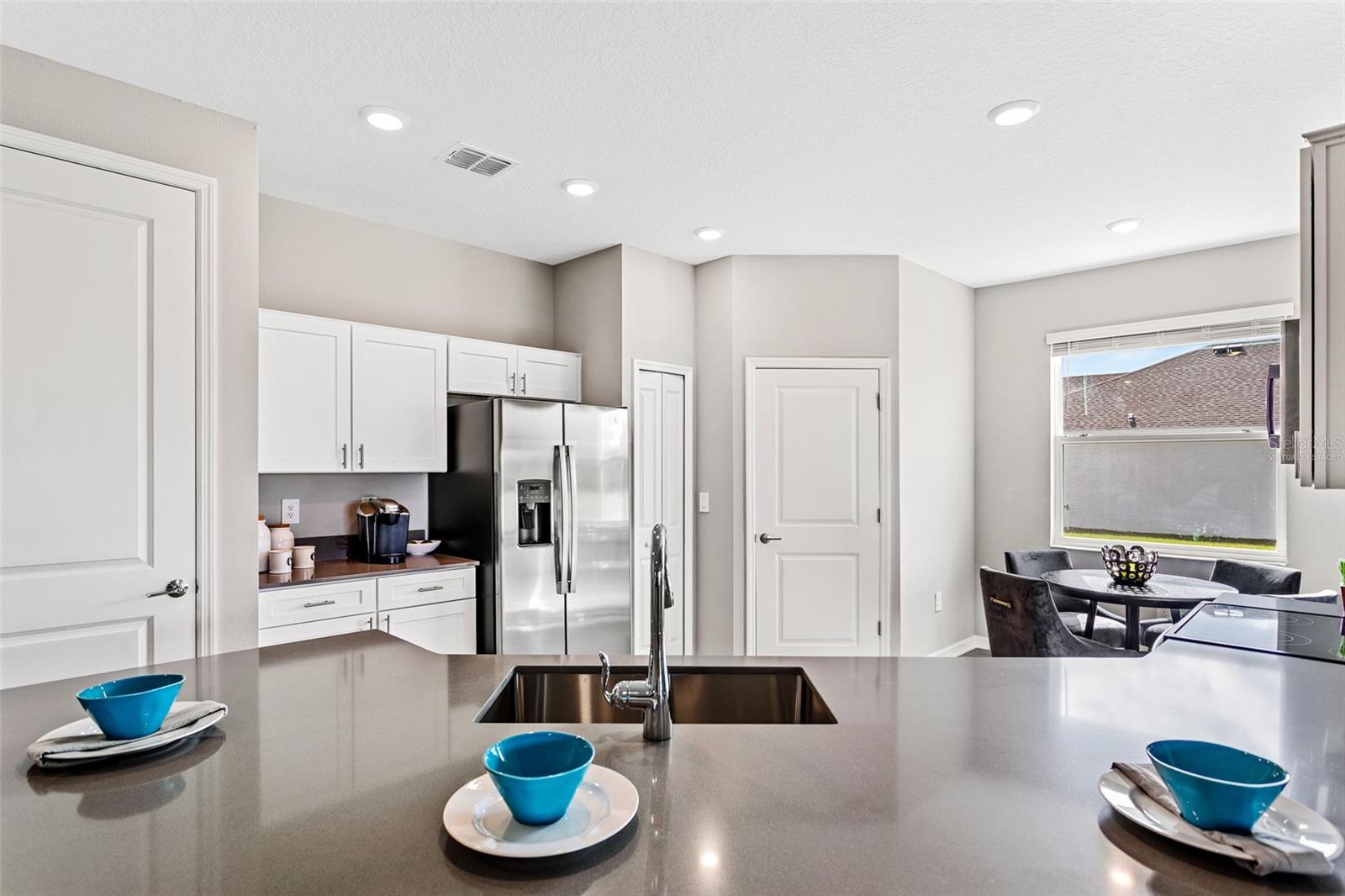 Image 5 of 29 For 5601 Nina Way