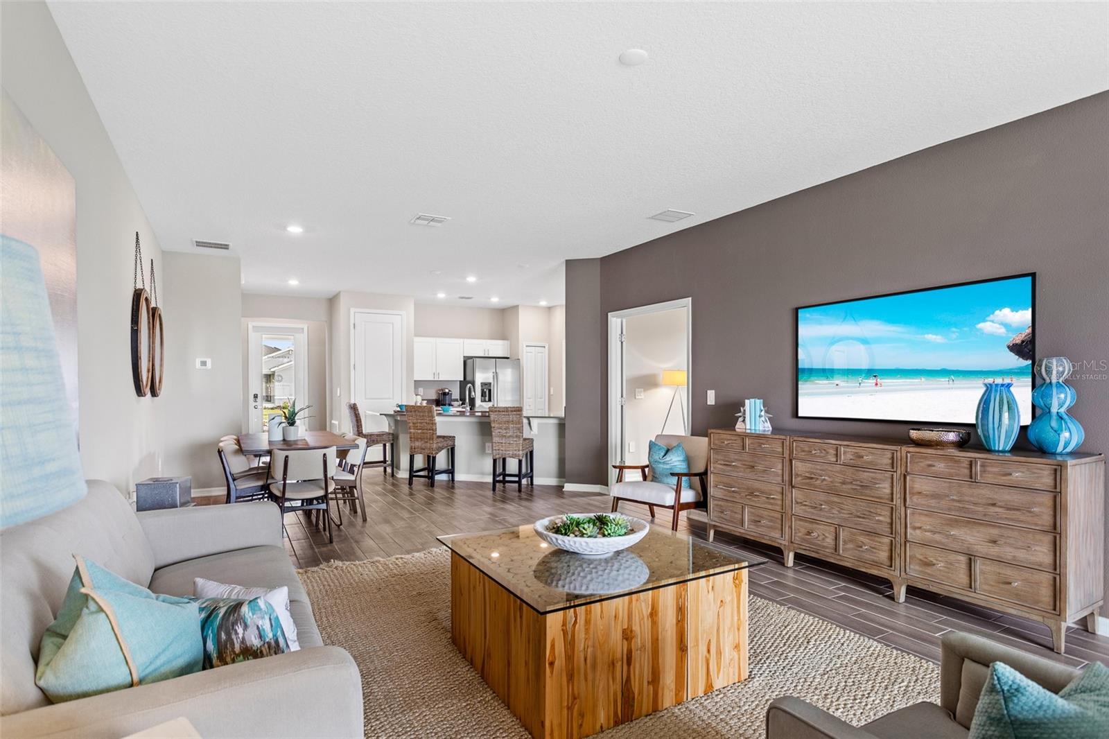 Image 7 of 29 For 5601 Nina Way