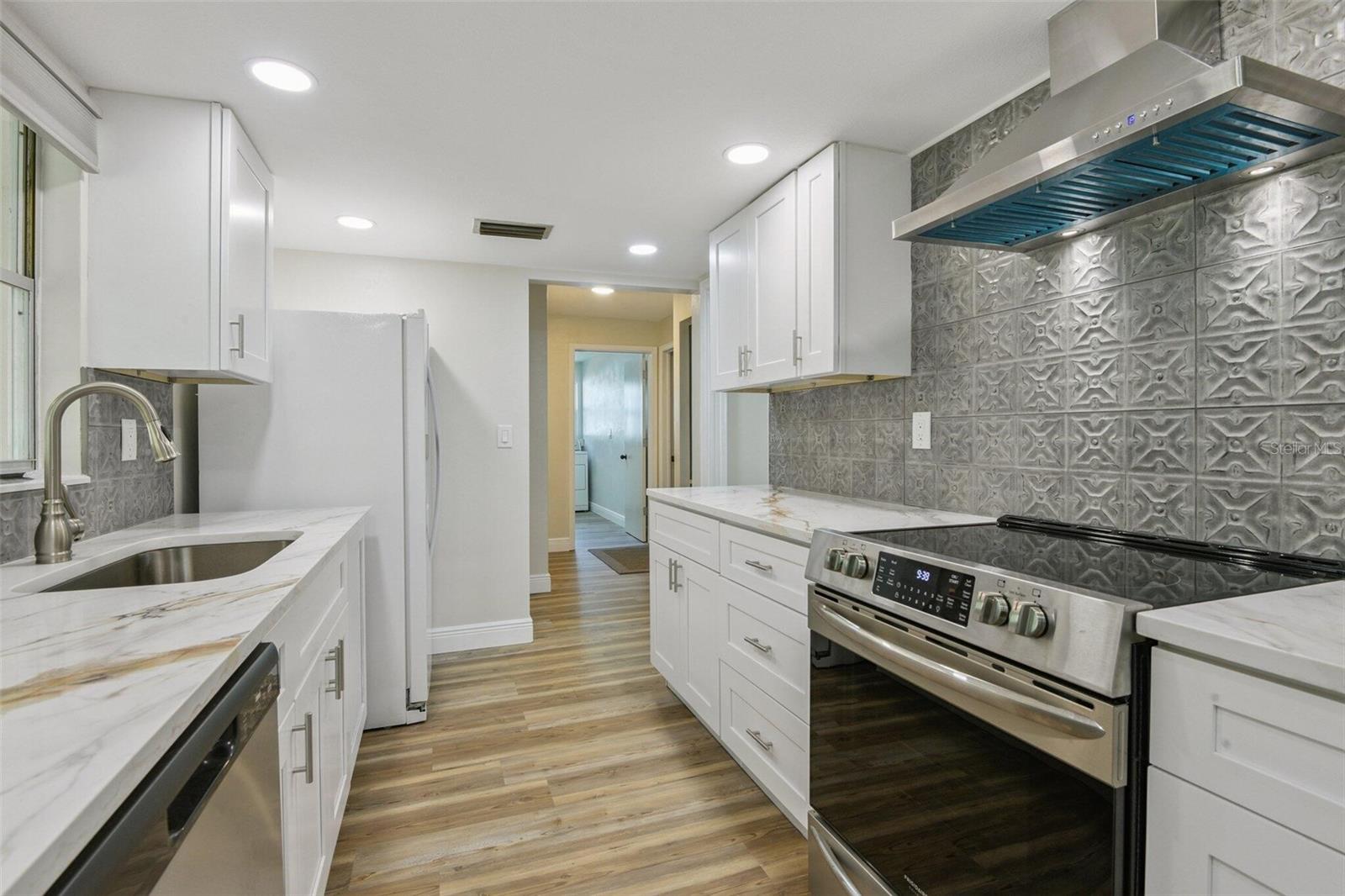 Image 15 of 25 For 1380 Williams Court