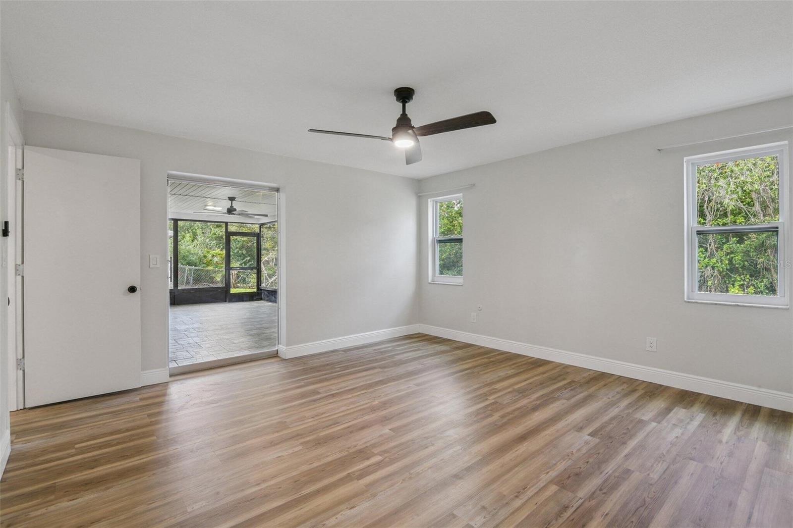 Image 17 of 25 For 1380 Williams Court