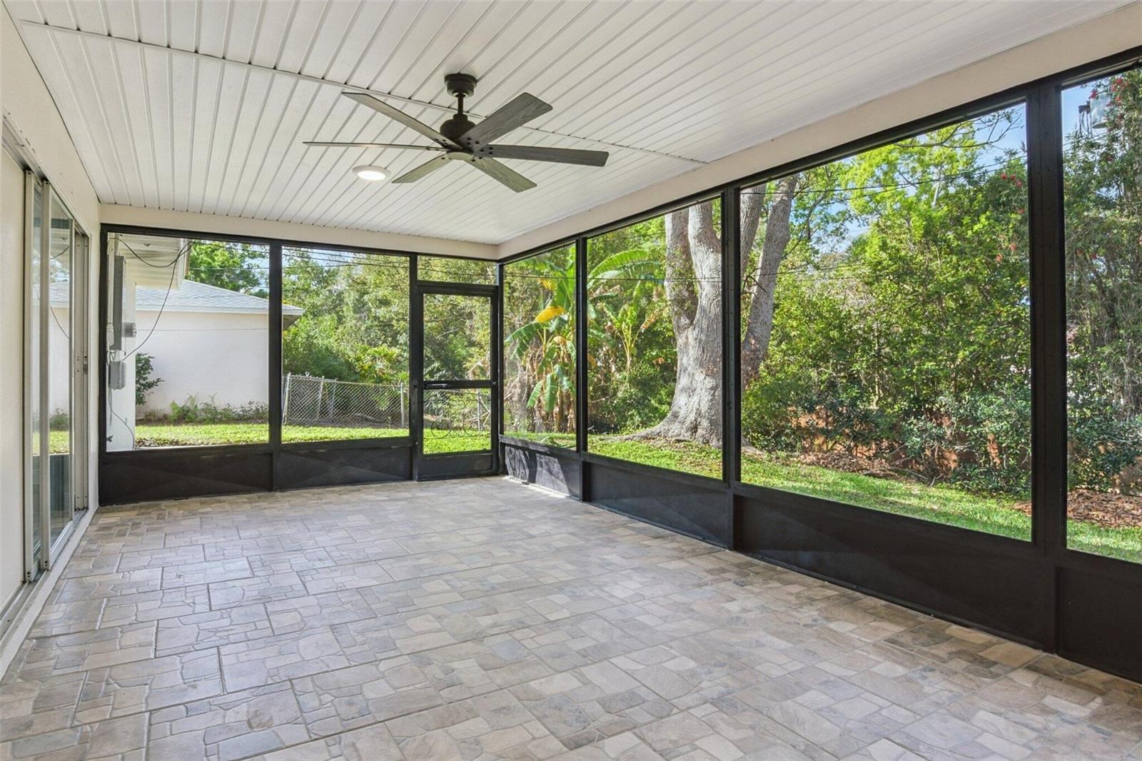 Image 22 of 25 For 1380 Williams Court