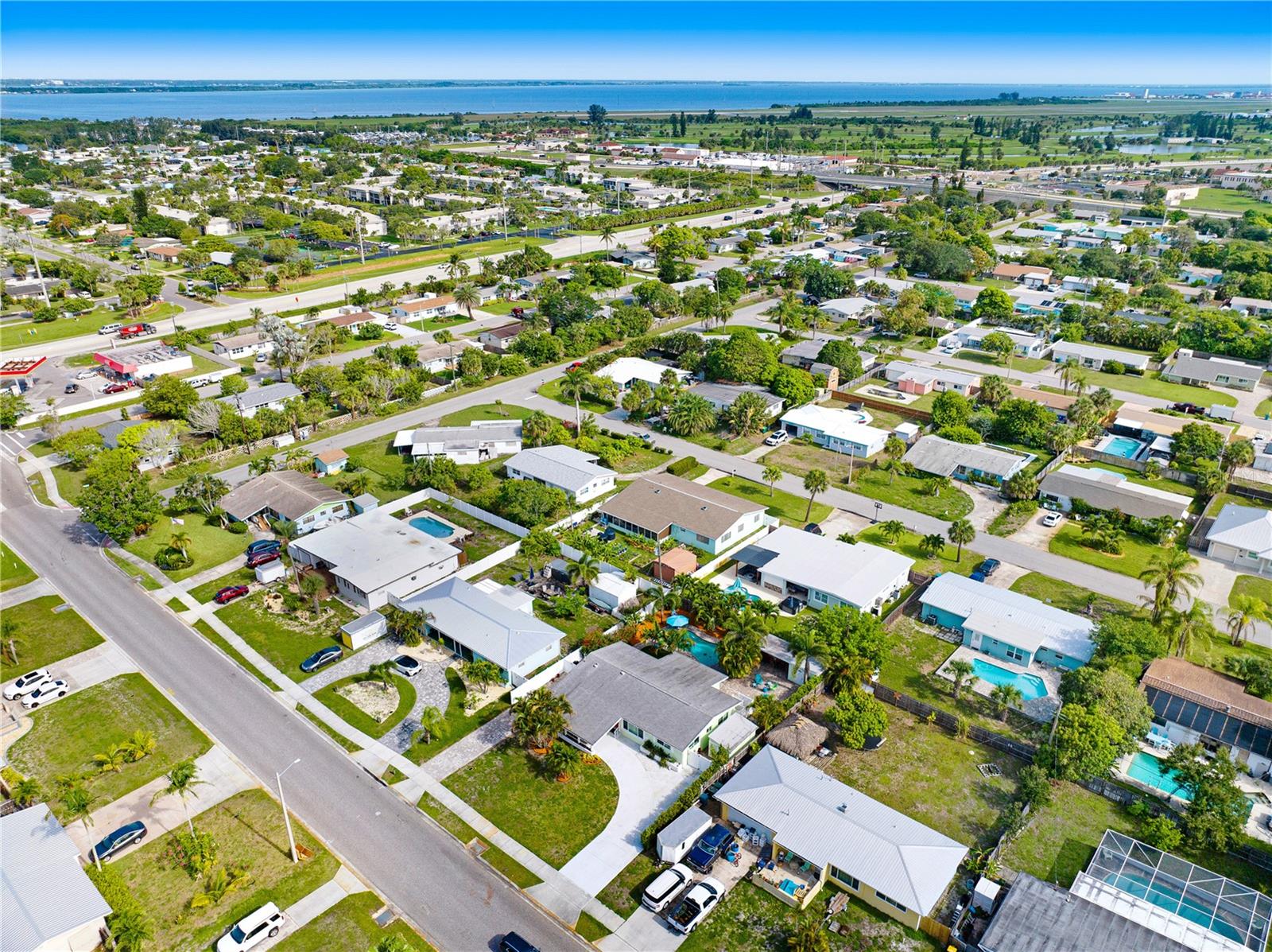 Image 13 of 83 For 231 Ocean Boulevard