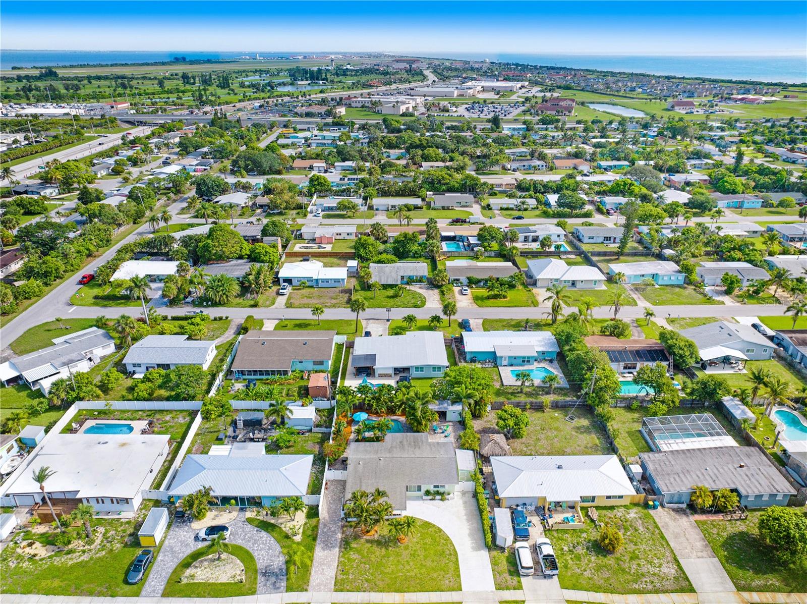 Image 14 of 83 For 231 Ocean Boulevard