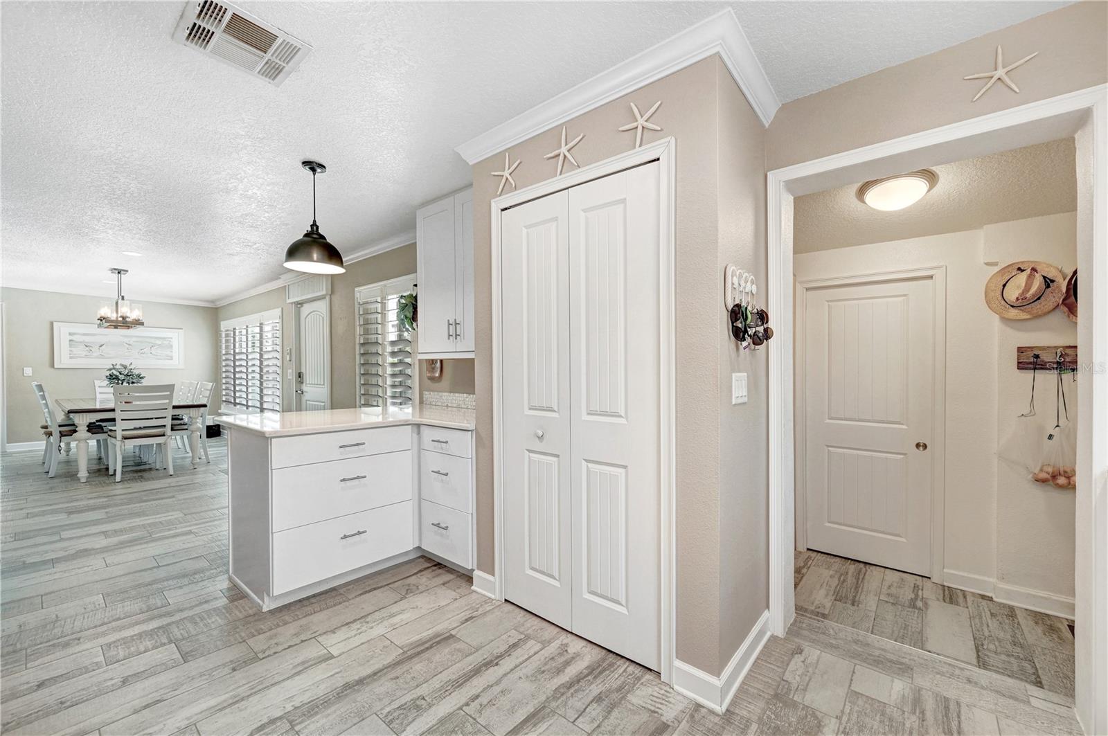 Image 47 of 83 For 231 Ocean Boulevard