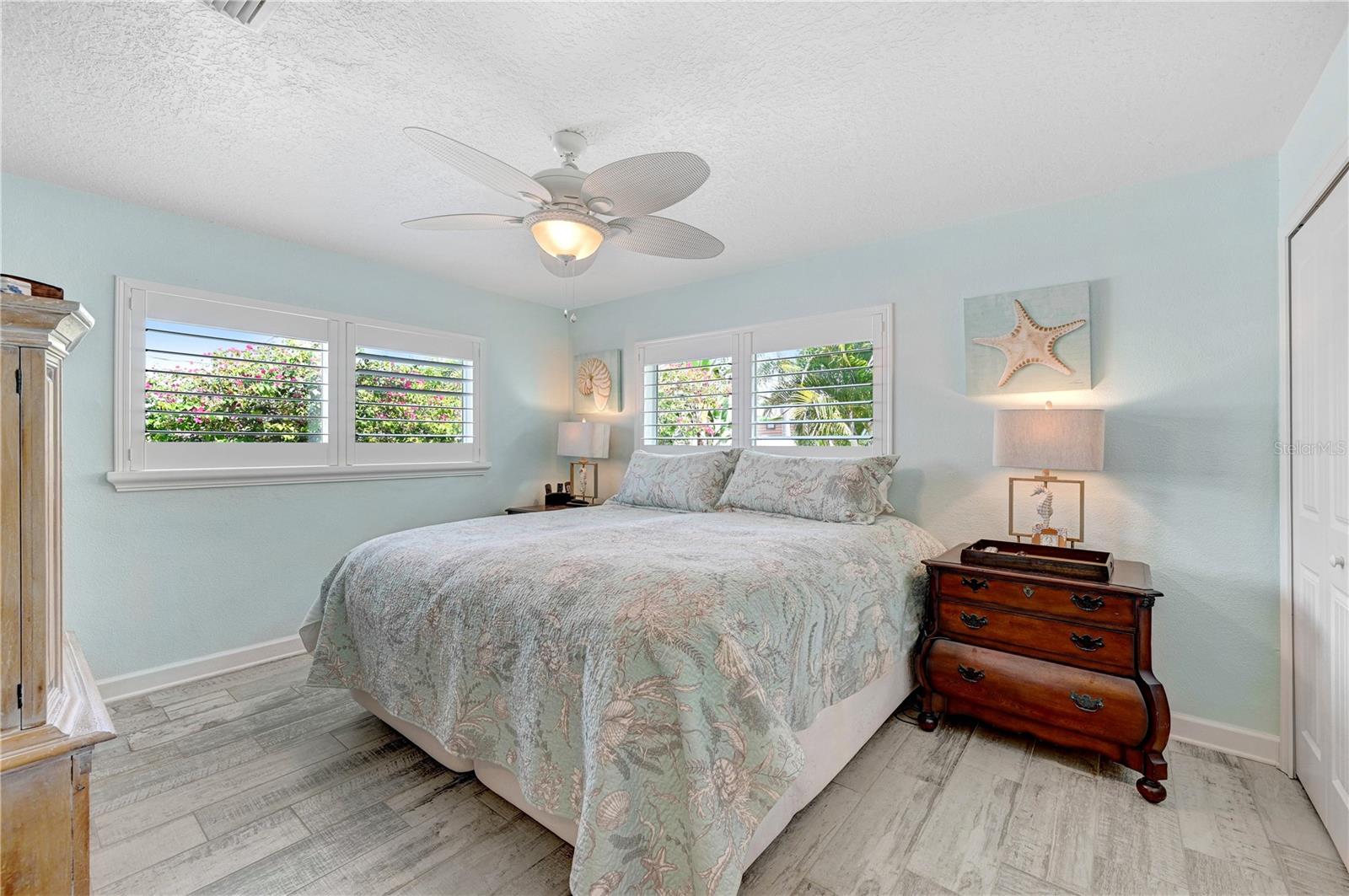 Image 48 of 83 For 231 Ocean Boulevard